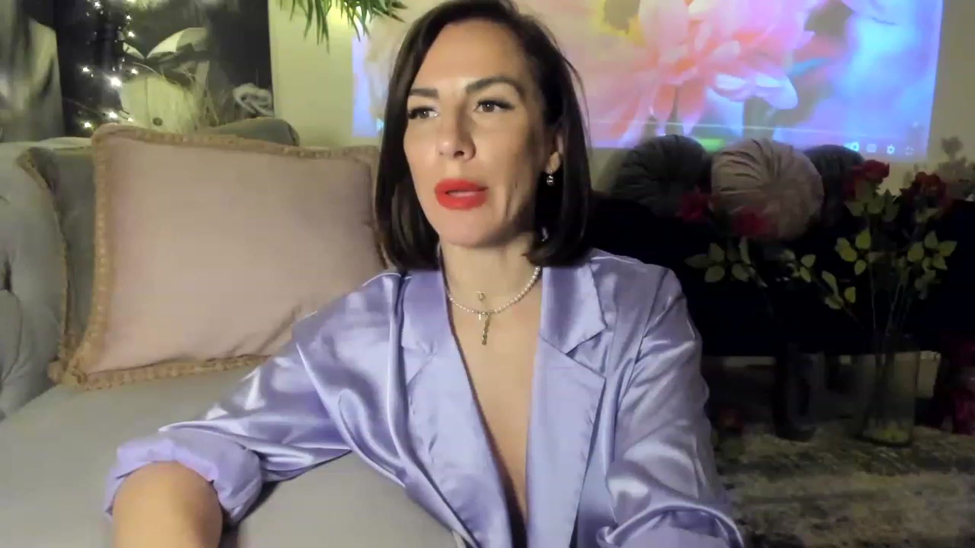 Gallery image thumbnail from Aarte_miss's myfreecams stream on, 03/11/2023, 03:43 image 4 of 20