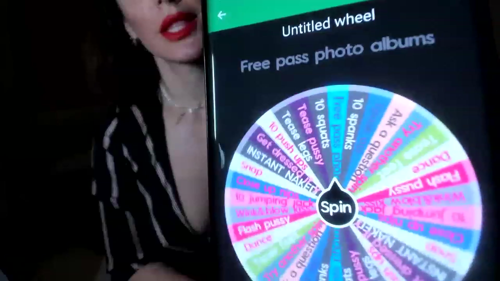 Gallery image thumbnail from Aarte_miss's myfreecams stream on, 03/14/2023, 15:46 image 9 of 20