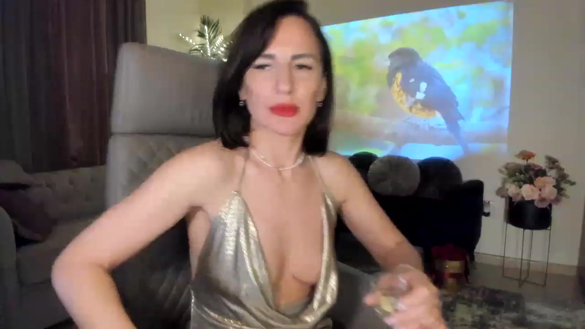 Gallery image thumbnail from Aarte_miss's myfreecams stream on, 03/25/2023, 23:45 image 9 of 20