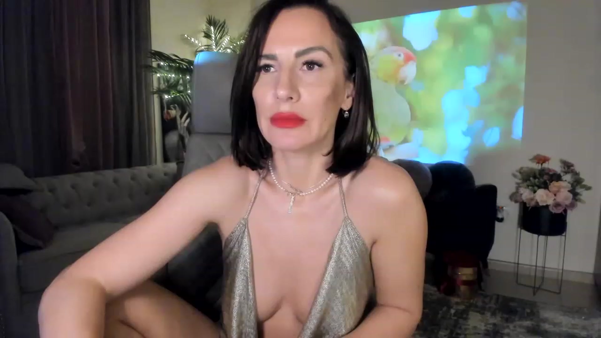 Gallery image thumbnail from Aarte_miss's myfreecams stream on, 03/25/2023, 23:45 image 12 of 20