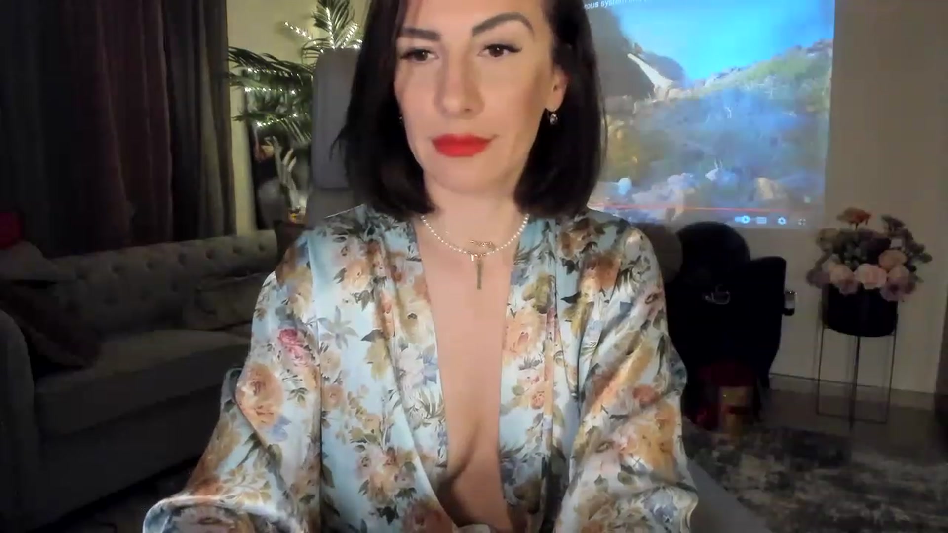 Gallery image thumbnail from Aarte_miss's myfreecams stream on, 03/30/2023, 20:26 image 7 of 20