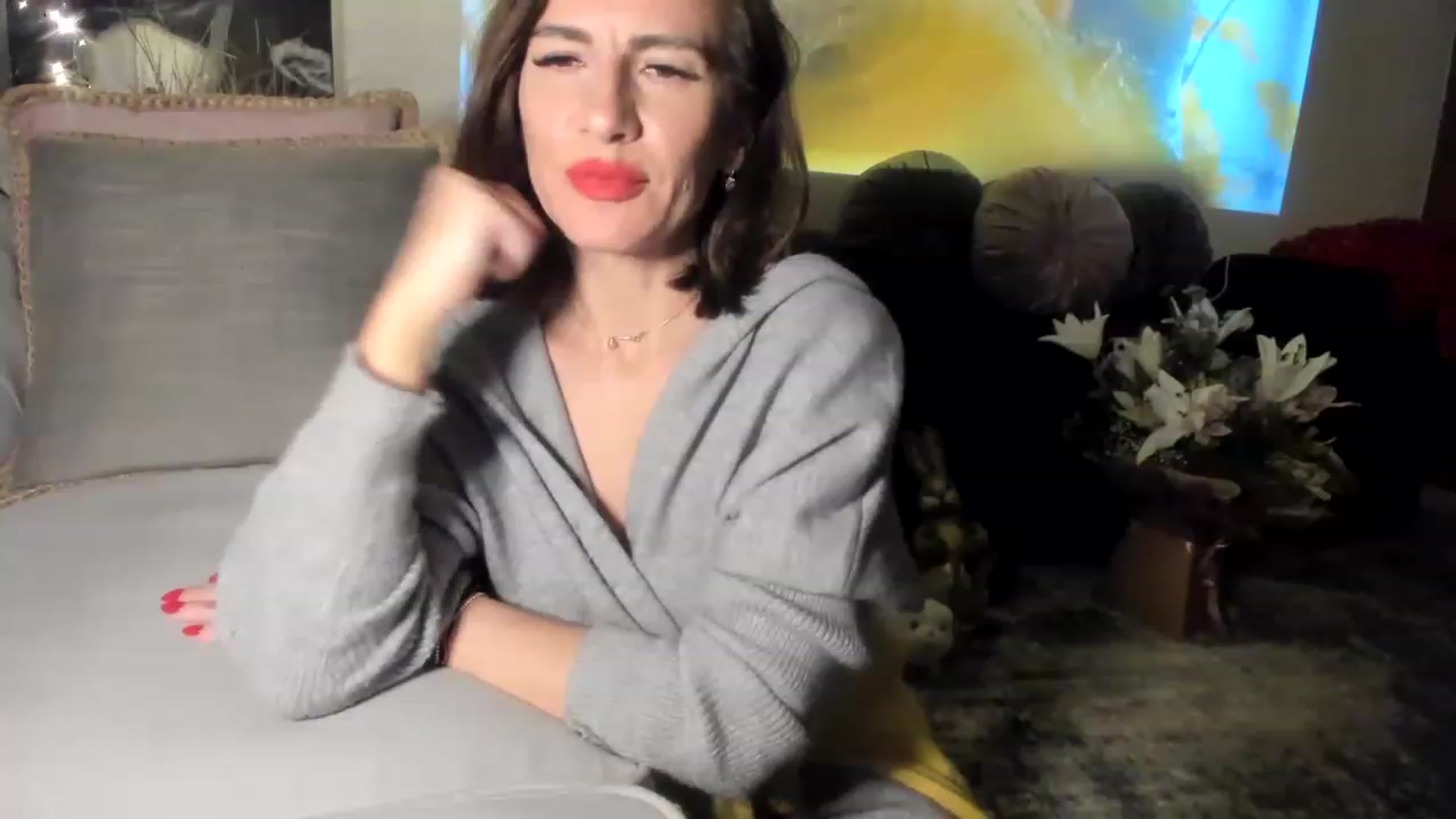 Gallery image thumbnail from Aarte_miss's myfreecams stream on, 04/17/2023, 02:38 image 14 of 20