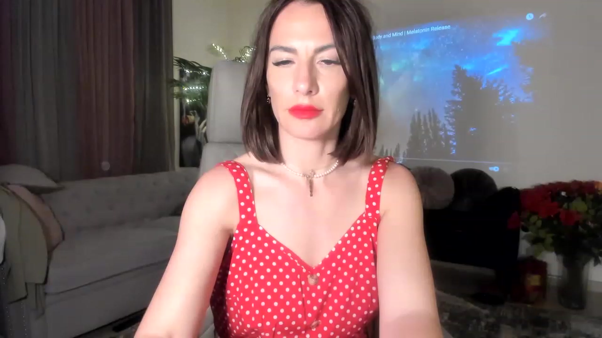 Gallery image thumbnail from Aarte_miss's myfreecams stream on, 04/28/2023, 22:01 image 19 of 20
