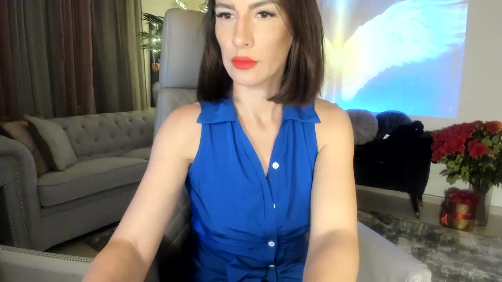Gallery image thumbnail from Aarte_miss's myfreecams stream on, 05/01/2023, 22:35 image 5 of 20