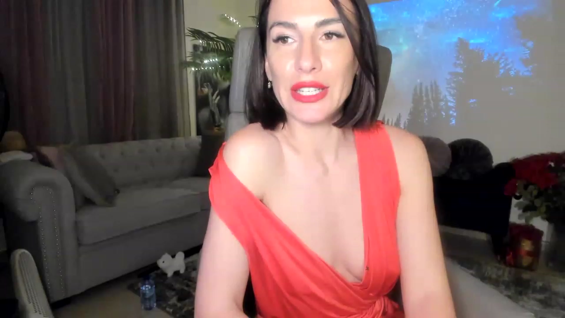 Gallery image thumbnail from Aarte_miss's myfreecams stream on, 05/13/2023, 24:37 image 18 of 20