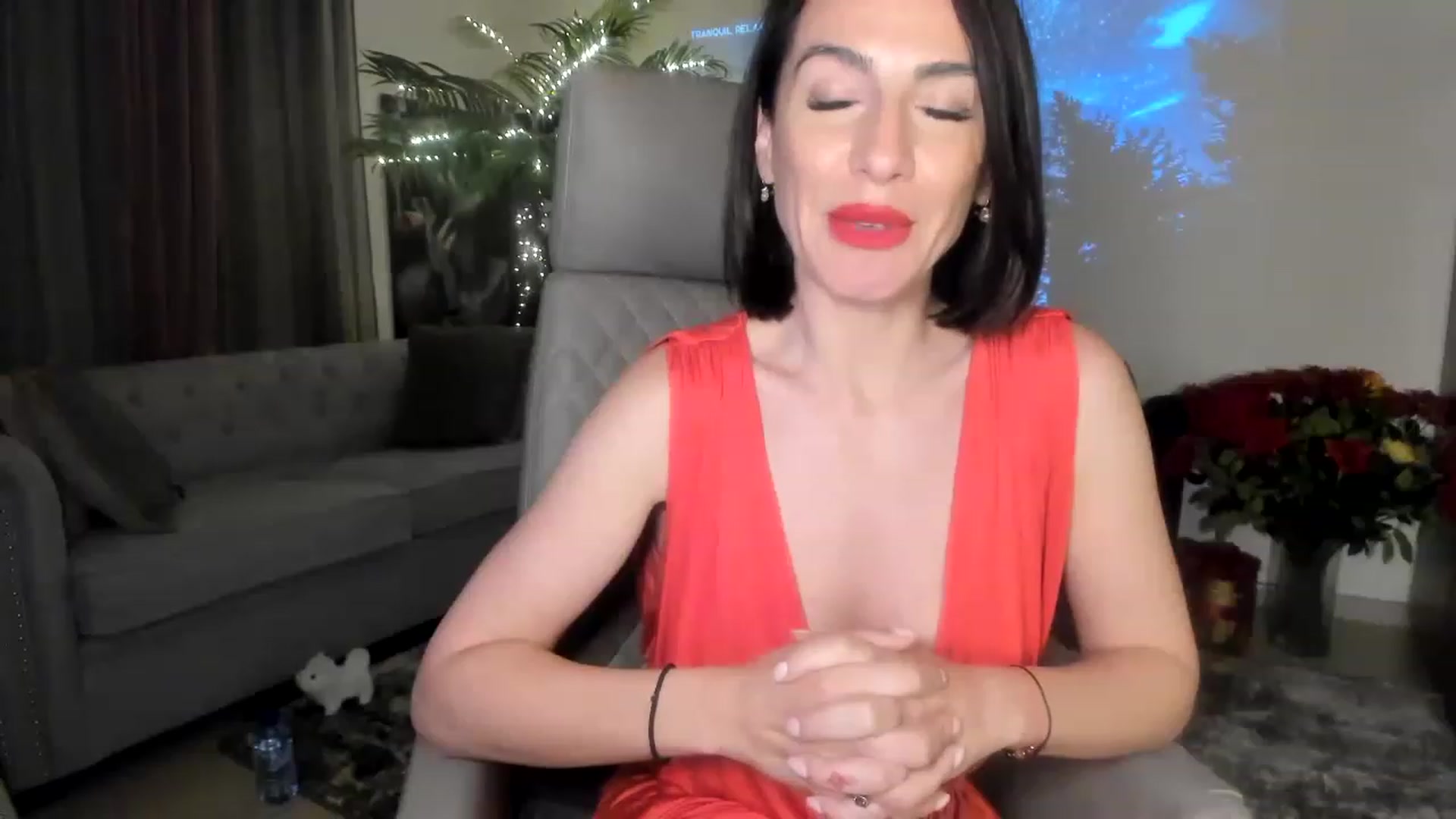 Gallery image thumbnail from Aarte_miss's myfreecams stream on, 05/13/2023, 24:37 image 1 of 20
