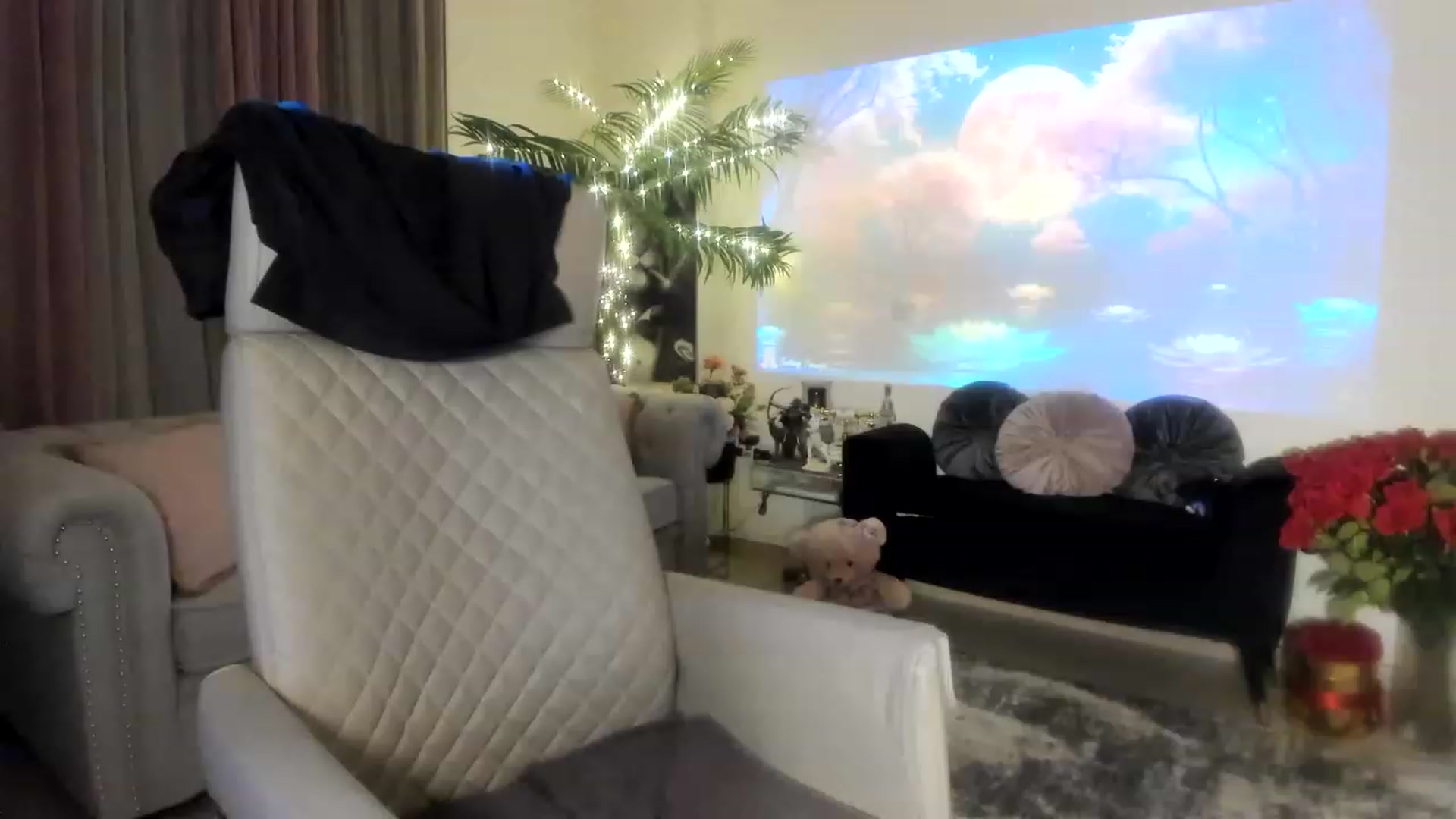 Gallery image thumbnail from Aarte_miss's myfreecams stream on, 05/27/2023, 03:28 image 4 of 20