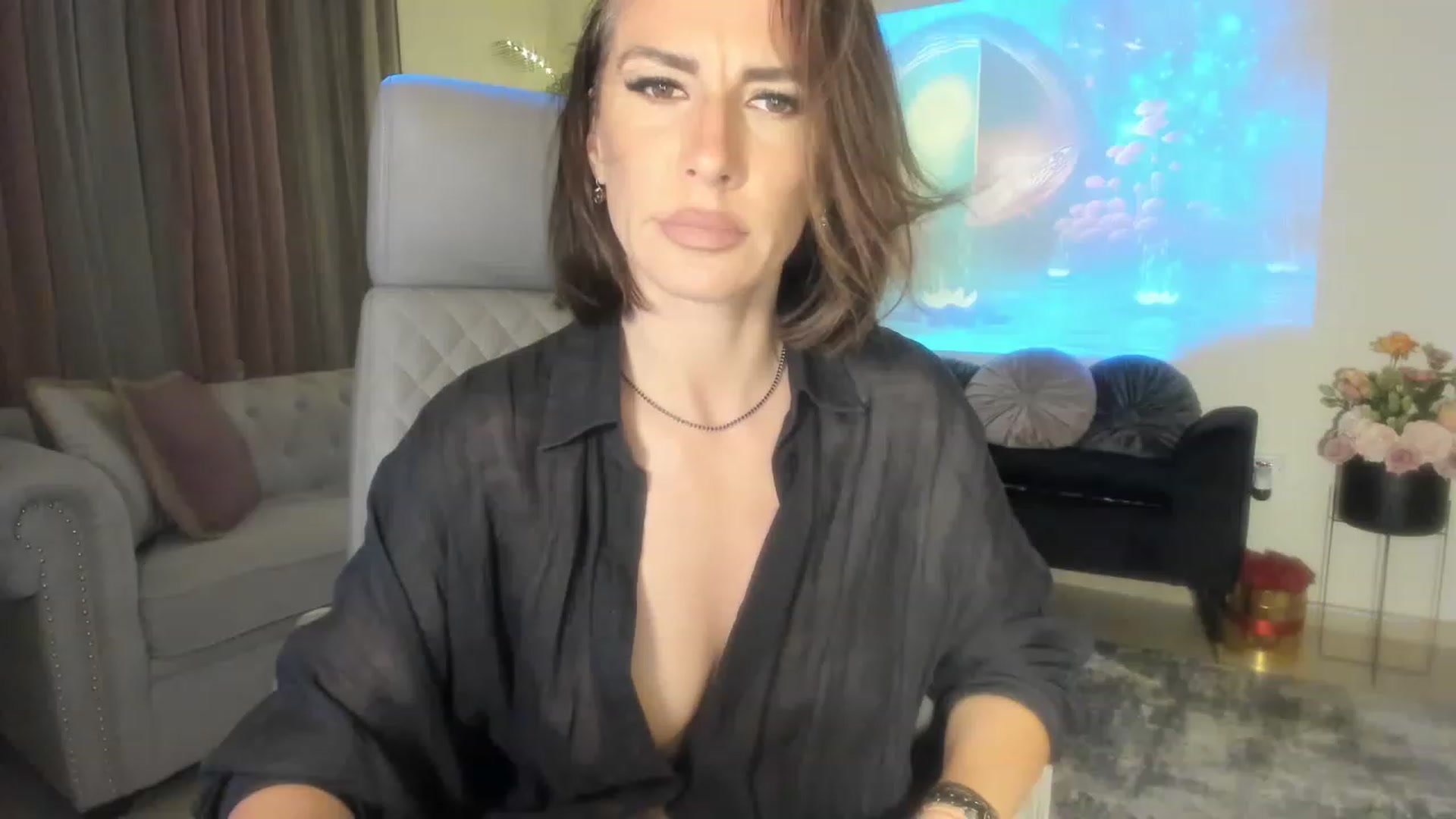 Gallery image thumbnail from Aarte_miss's myfreecams stream on, 06/11/2023, 24:05 image 2 of 20