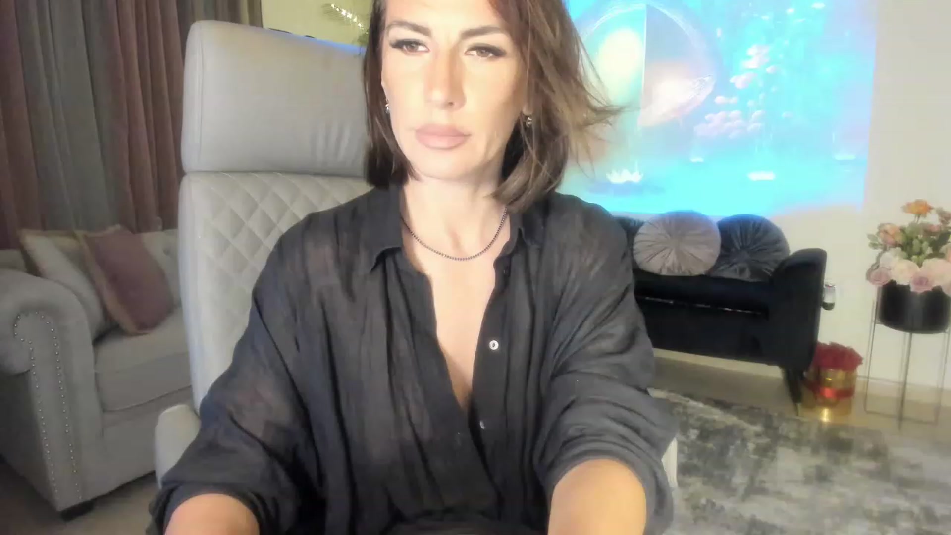 Gallery image thumbnail from Aarte_miss's myfreecams stream on, 06/11/2023, 24:05 image 1 of 20