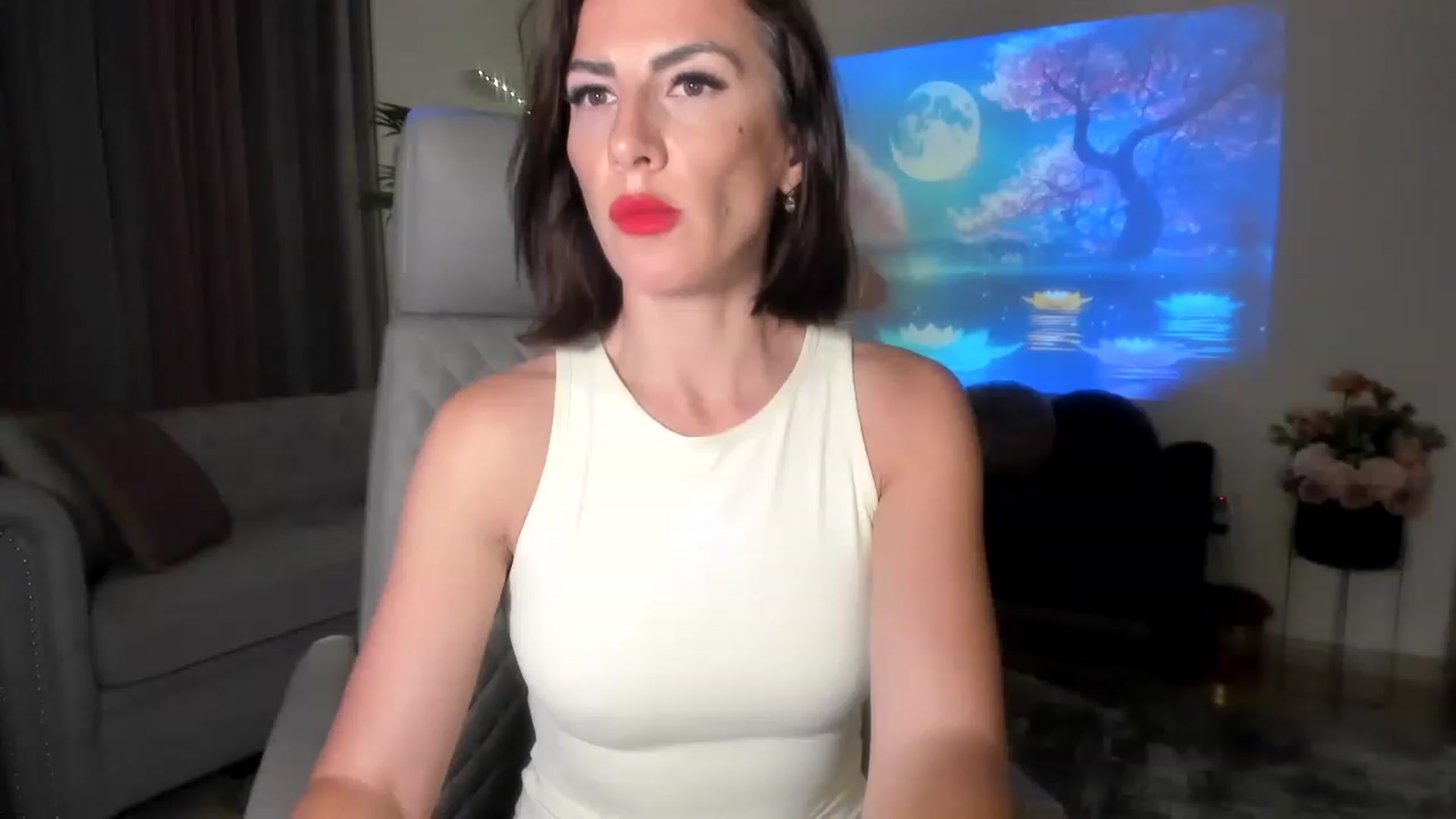 Gallery image thumbnail from Aarte_miss's myfreecams stream on, 06/18/2023, 02:14 image 5 of 20