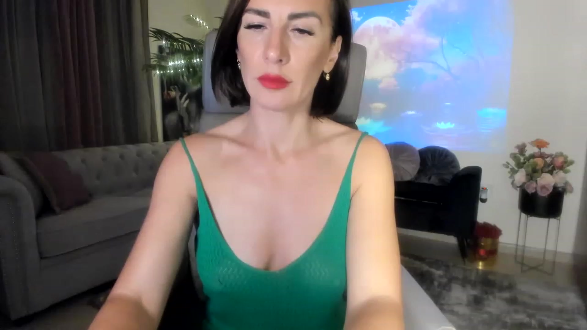 Gallery image thumbnail from Aarte_miss's myfreecams stream on, 06/29/2023, 23:55 image 13 of 20