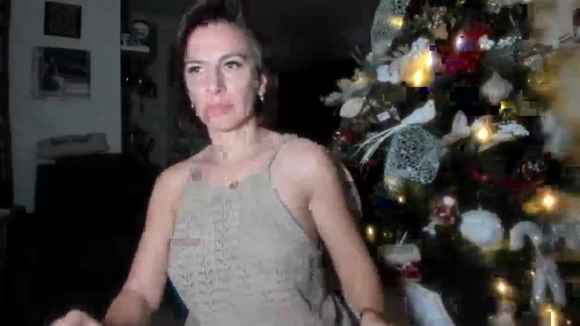 Gallery image thumbnail from Aarte_miss's myfreecams stream on, 12/03/2023, 19:09 image 20 of 20