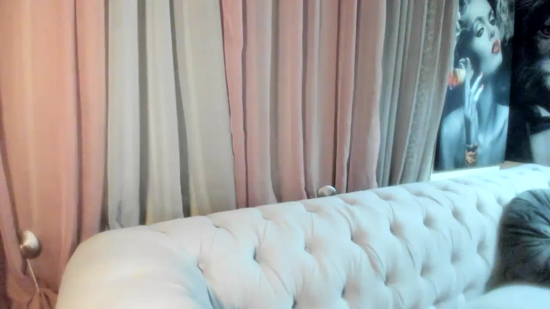 Gallery image thumbnail from Aarte_miss's myfreecams stream on, 12/27/2023, 19:13 image 4 of 20