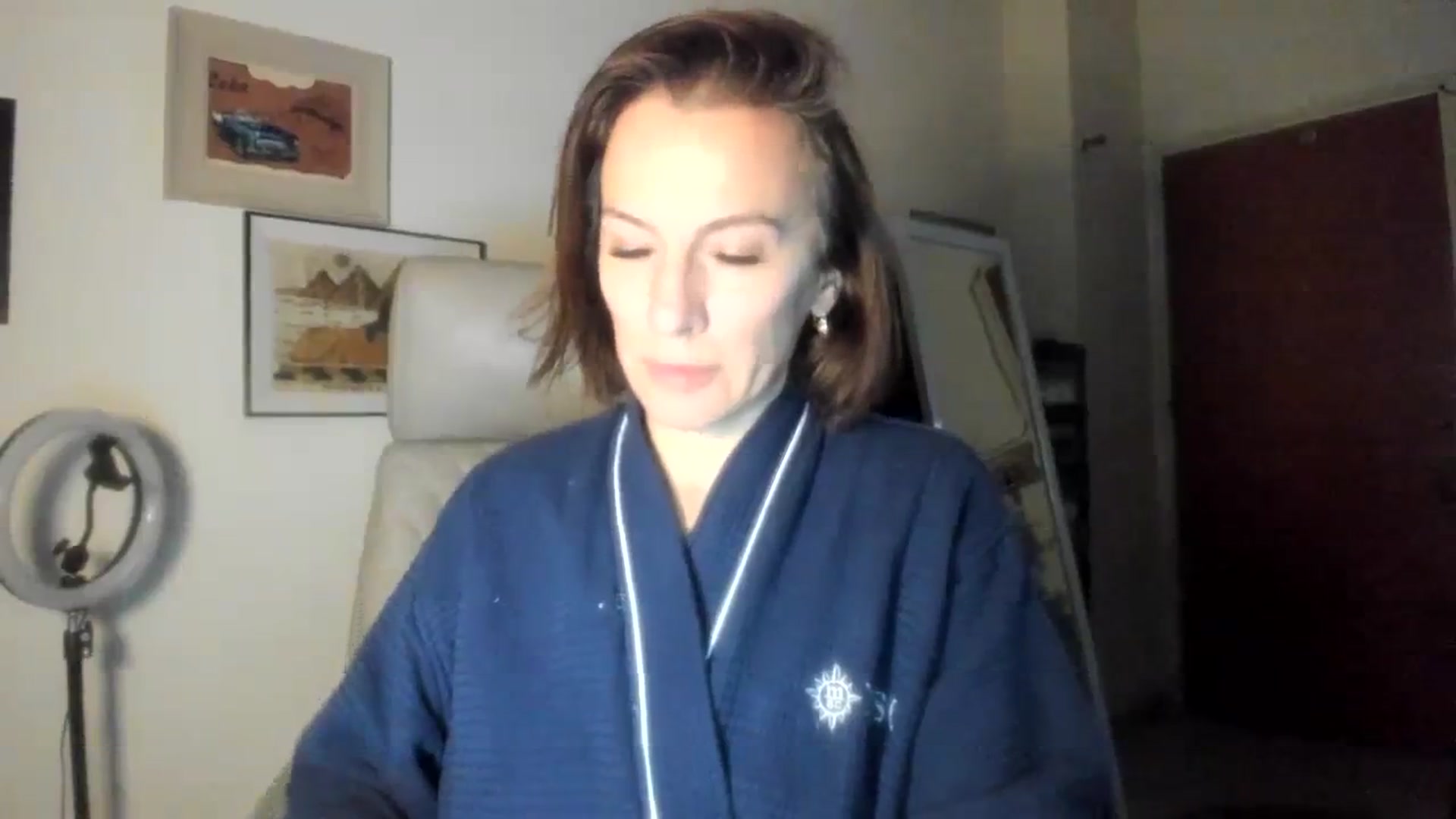 Gallery image thumbnail from Aarte_miss's myfreecams stream on, 12/29/2023, 15:30 image 18 of 20