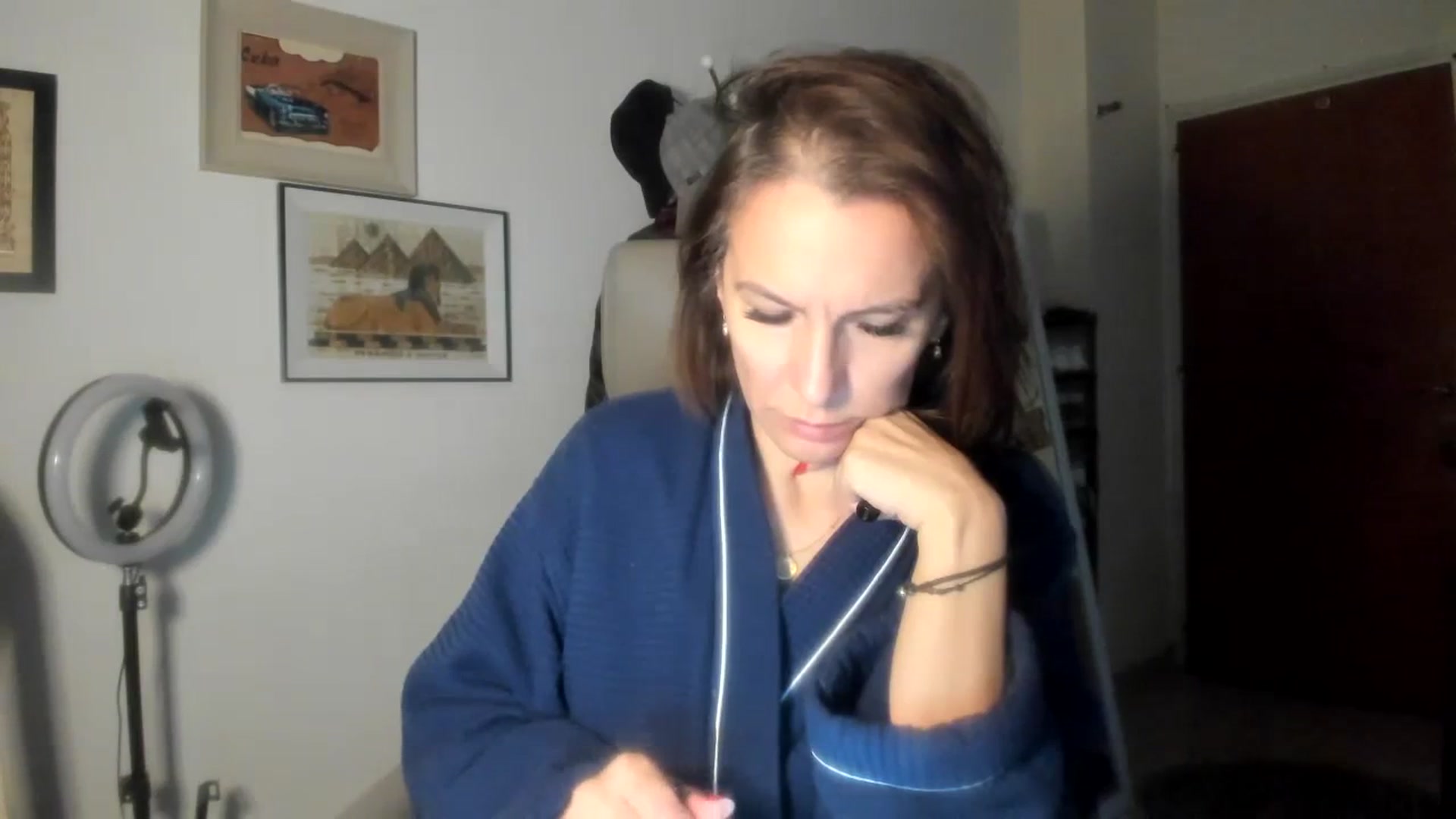 Gallery image thumbnail from Aarte_miss's myfreecams stream on, 12/29/2023, 15:30 image 2 of 20