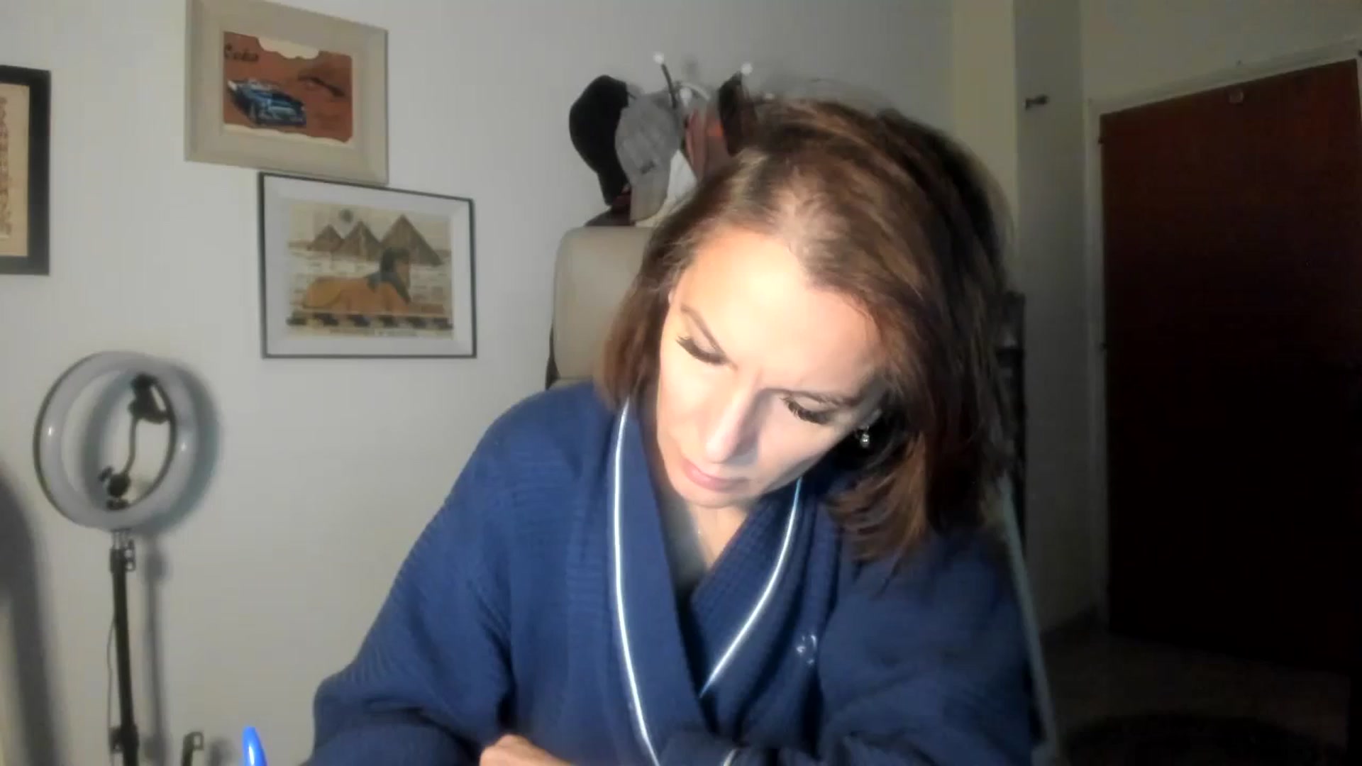 Gallery image thumbnail from Aarte_miss's myfreecams stream on, 12/29/2023, 15:30 image 1 of 20