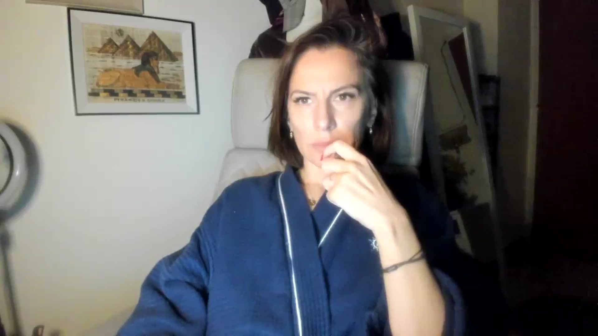 Gallery image thumbnail from Aarte_miss's myfreecams stream on, 12/29/2023, 16:55 image 14 of 20