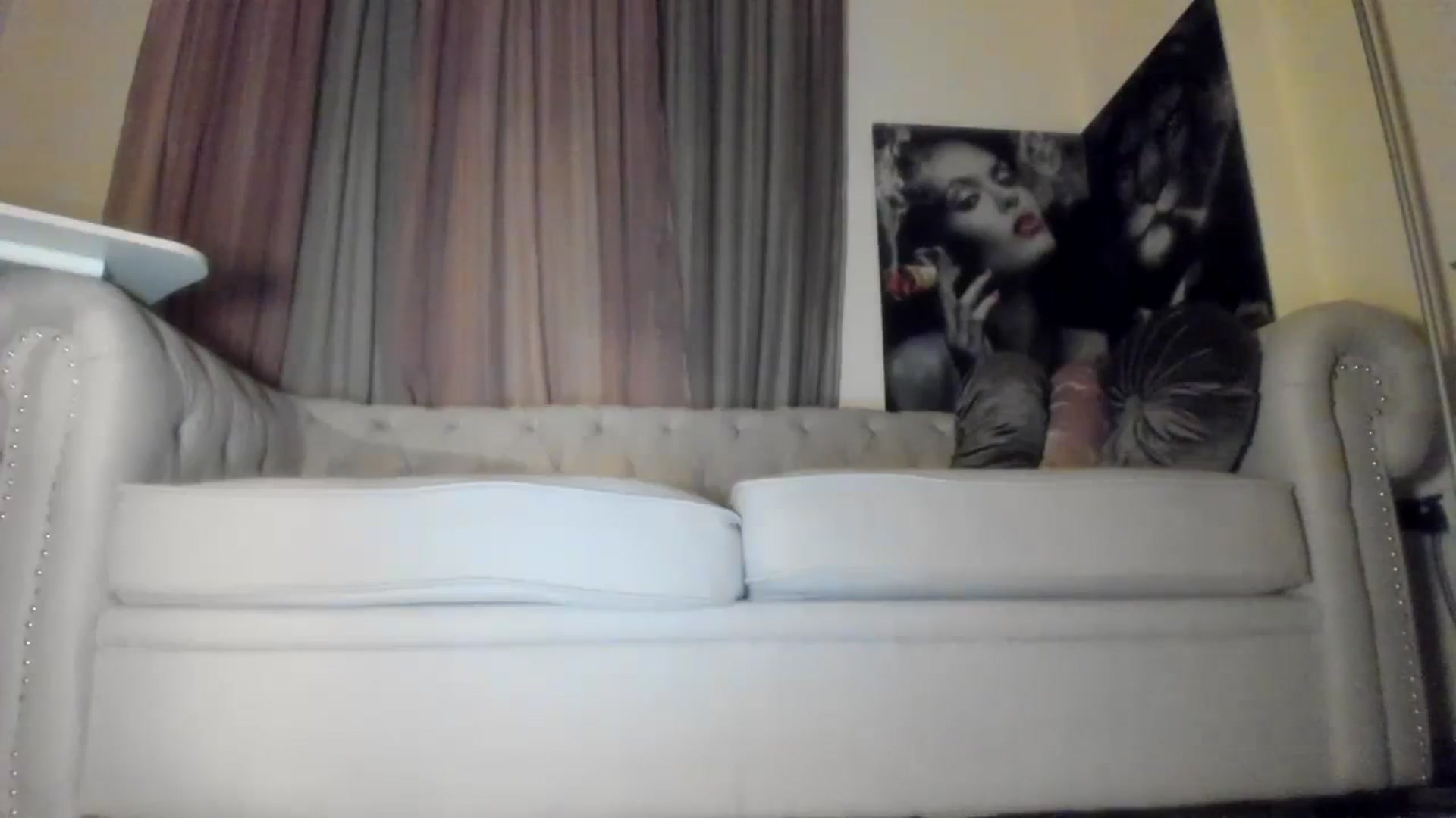 Gallery image thumbnail from Aarte_miss's myfreecams stream on, 12/30/2023, 20:26 image 16 of 20