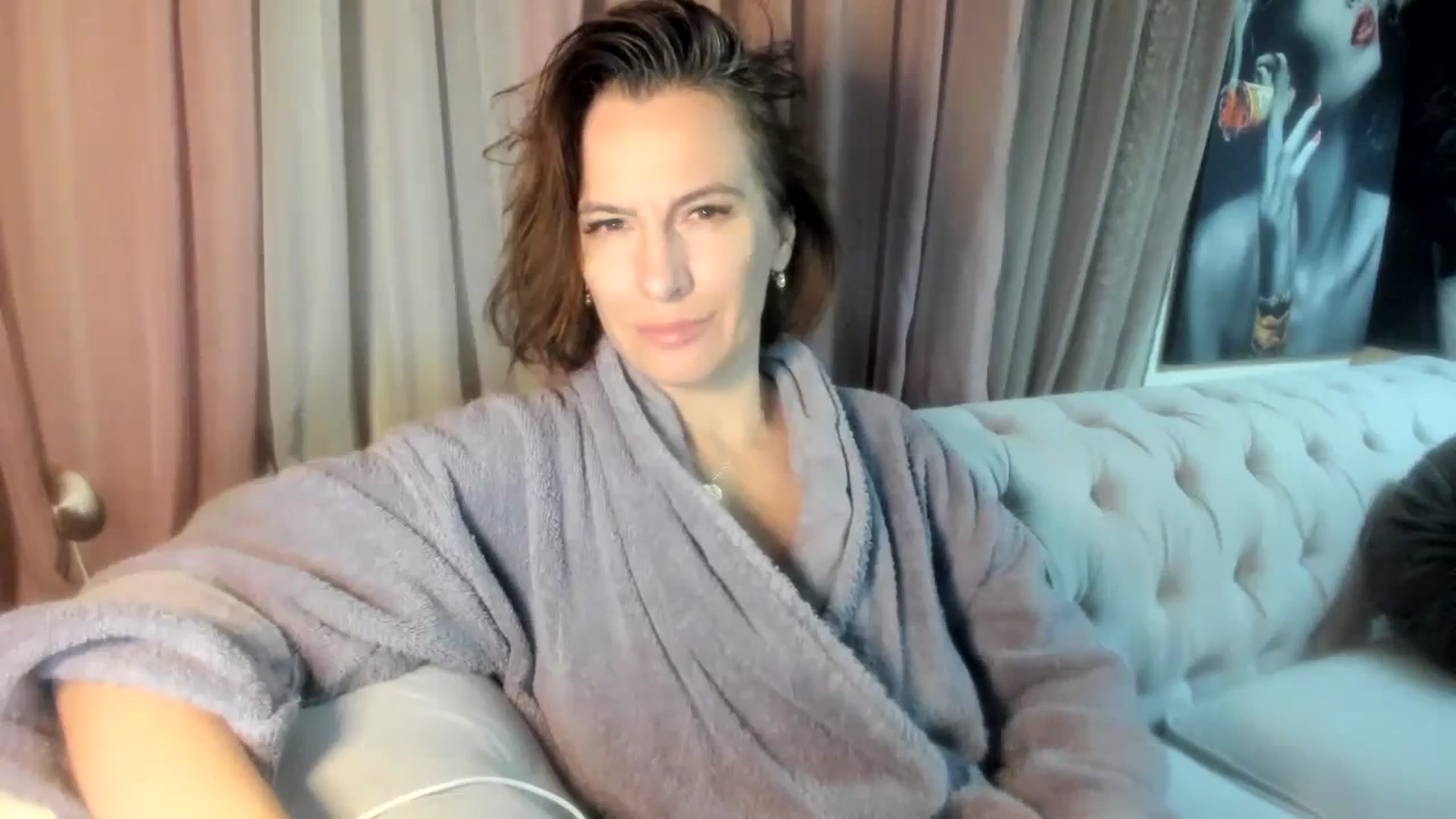 Gallery image thumbnail from Aarte_miss's myfreecams stream on, 01/01/2024, 01:56 image 19 of 20