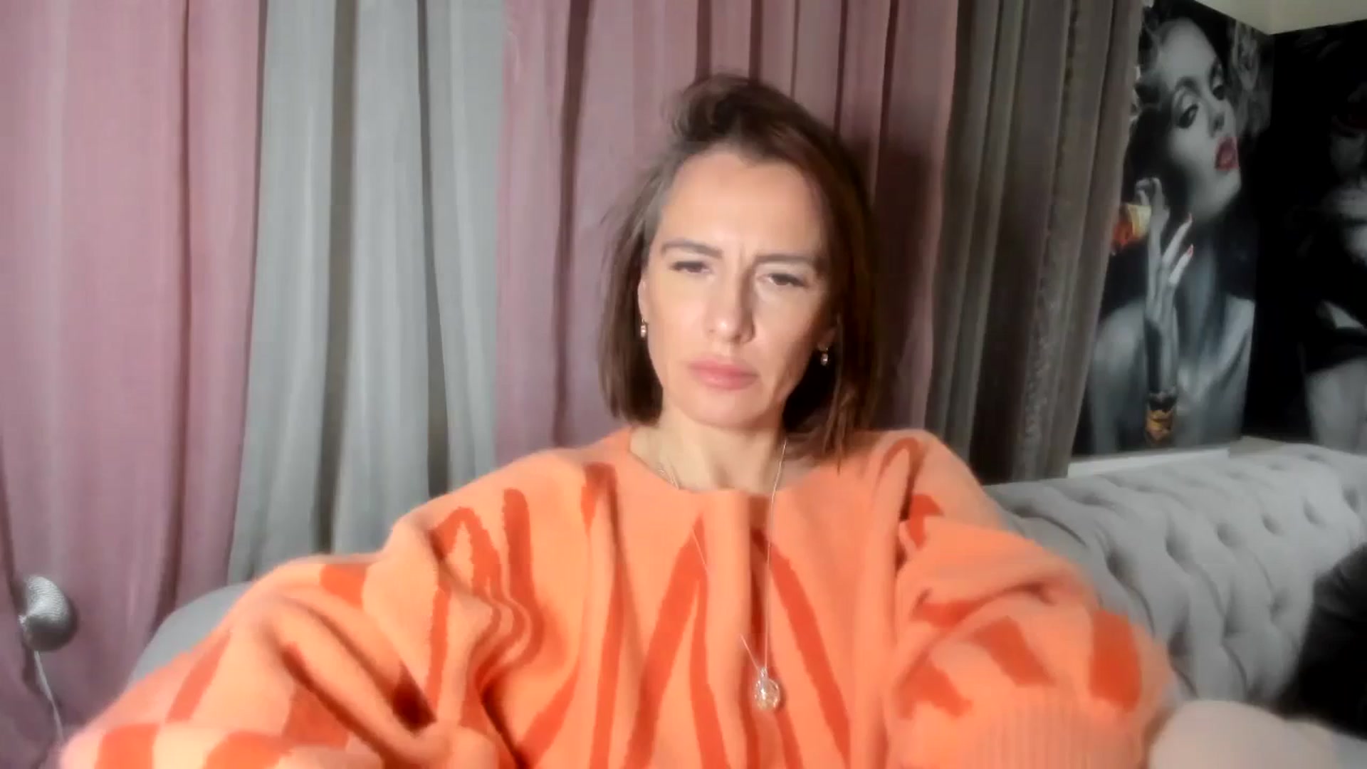 Gallery image thumbnail from Aarte_miss's myfreecams stream on, 02/01/2024, 20:05 image 7 of 20