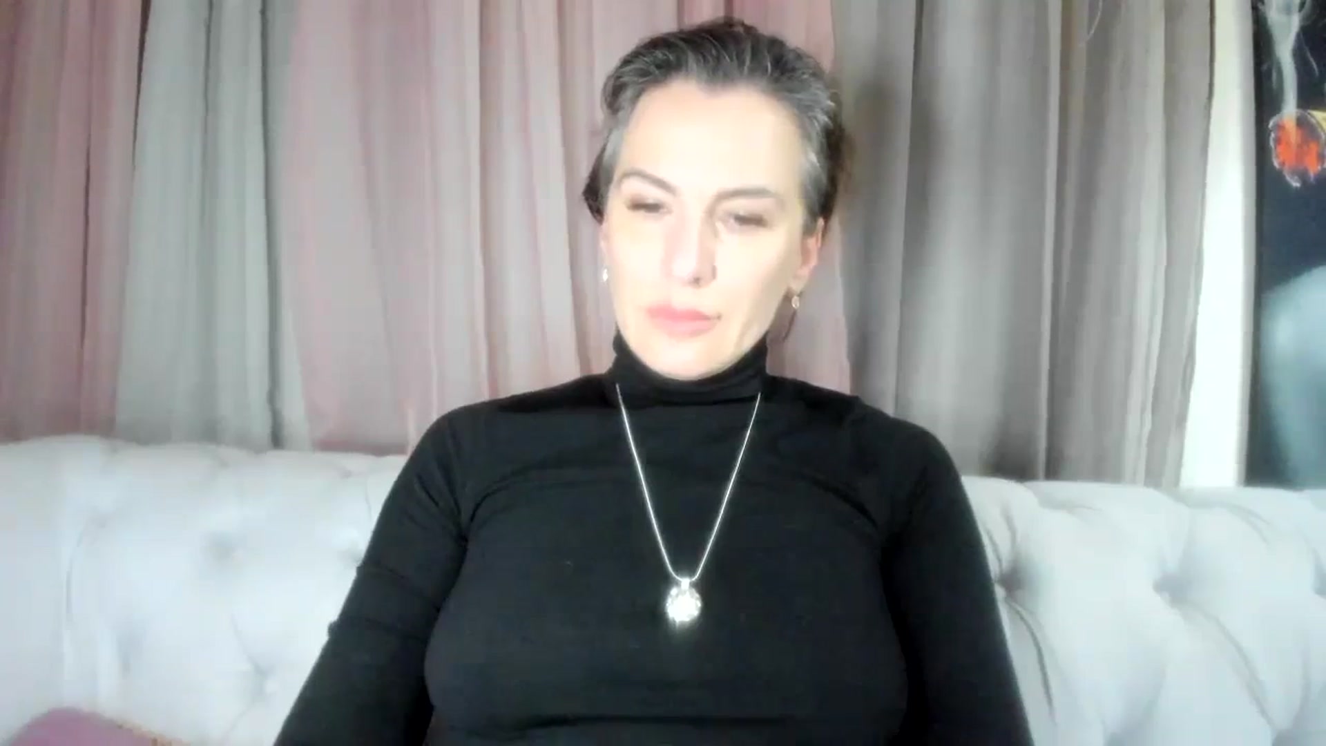 Gallery image thumbnail from Aarte_miss's myfreecams stream on, 02/03/2024, 23:11 image 6 of 20