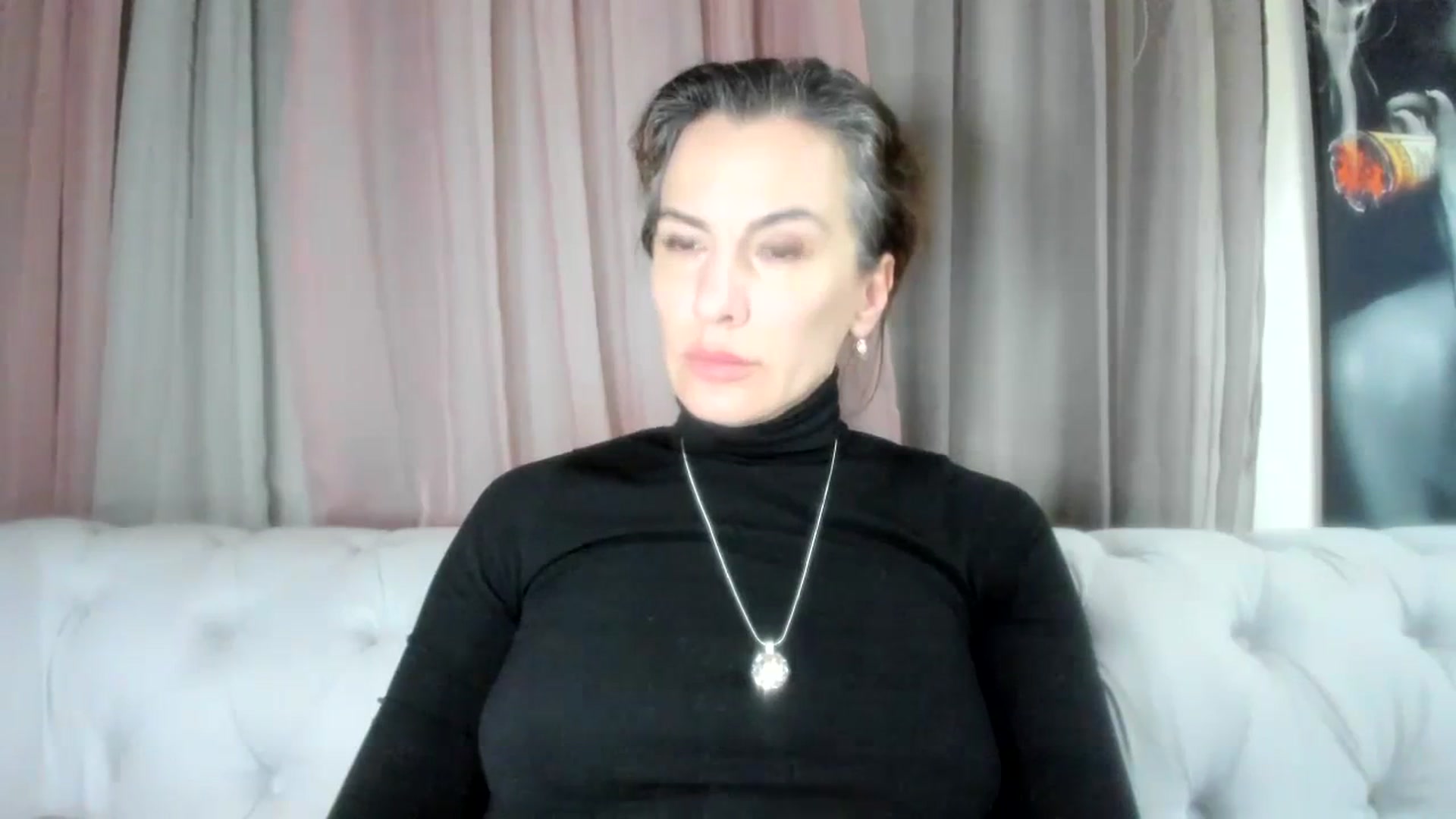 Gallery image thumbnail from Aarte_miss's myfreecams stream on, 02/03/2024, 23:11 image 9 of 20