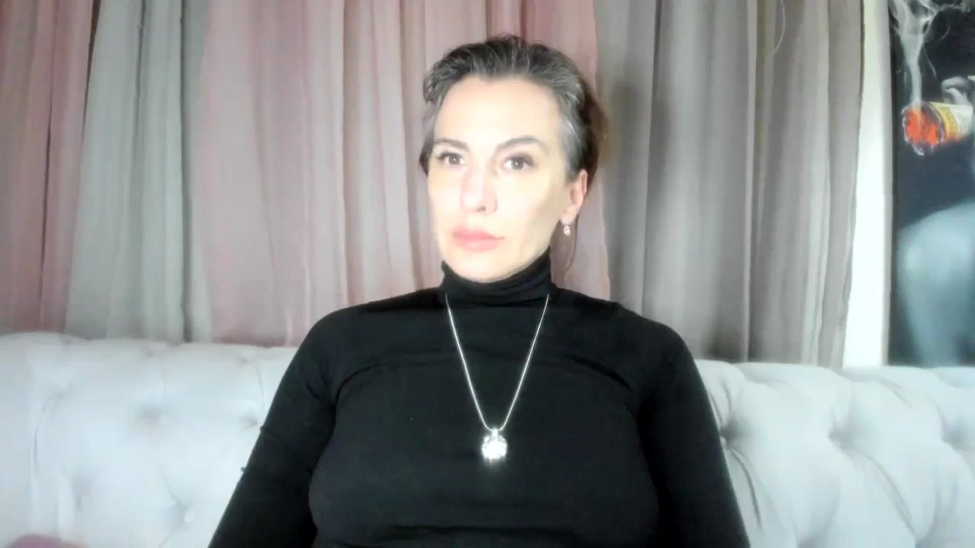 Gallery image thumbnail from Aarte_miss's myfreecams stream on, 02/03/2024, 23:11 image 7 of 20
