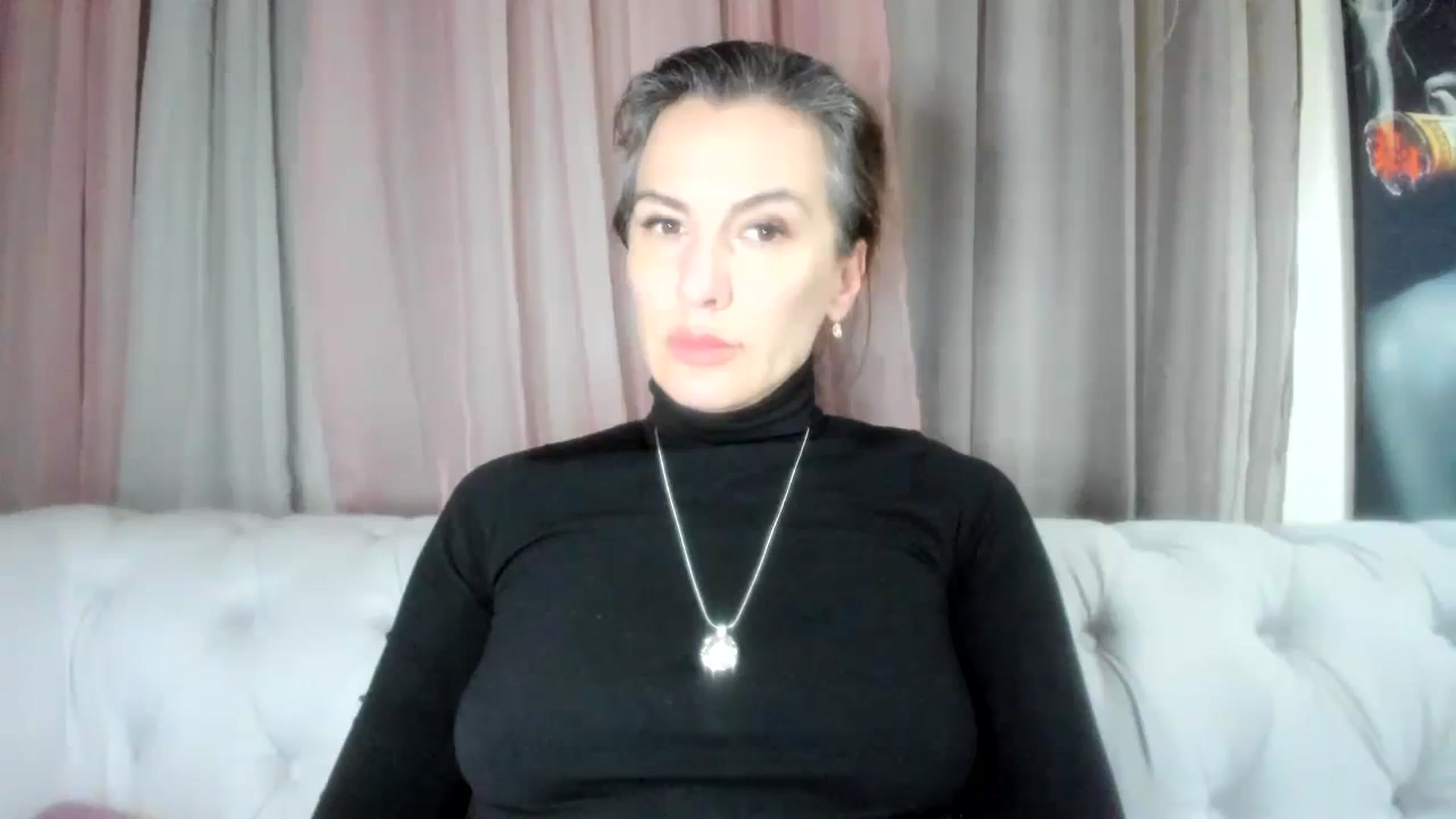 Gallery image thumbnail from Aarte_miss's myfreecams stream on, 02/03/2024, 23:11 image 5 of 20