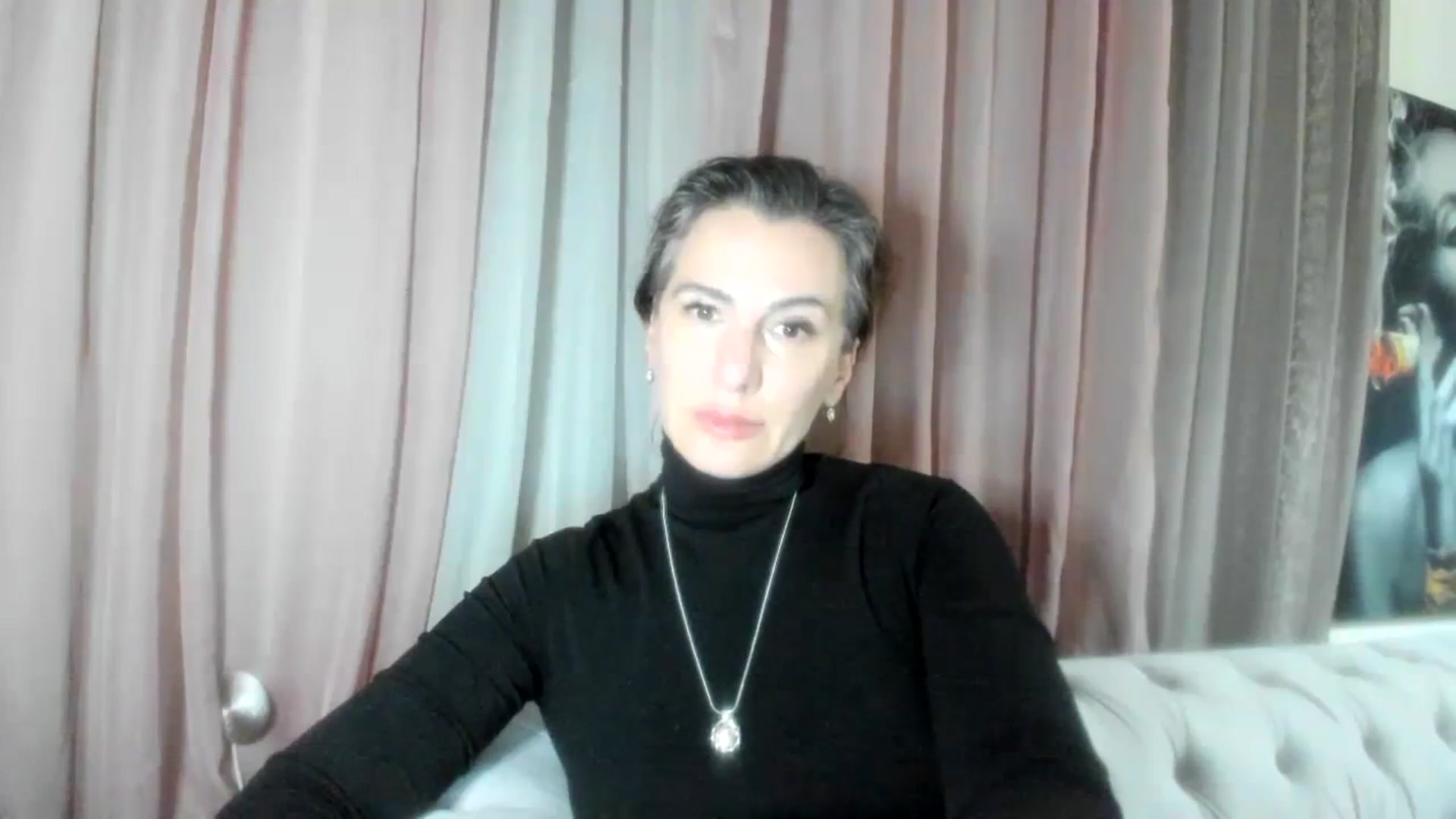 Gallery image thumbnail from Aarte_miss's myfreecams stream on, 02/03/2024, 23:11 image 16 of 20