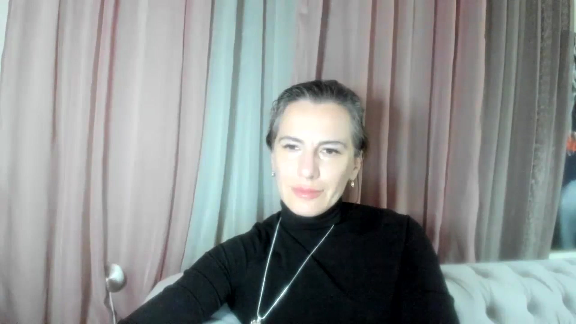 Gallery image thumbnail from Aarte_miss's myfreecams stream on, 02/04/2024, 24:01 image 18 of 20