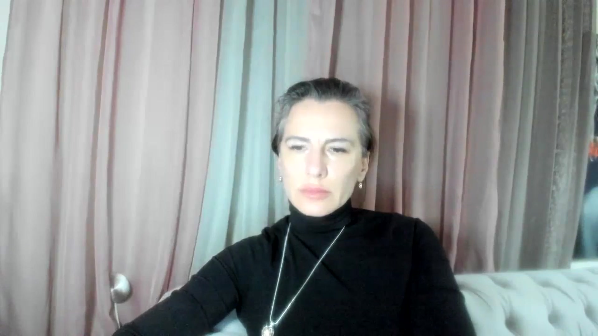 Gallery image thumbnail from Aarte_miss's myfreecams stream on, 02/04/2024, 24:01 image 12 of 20