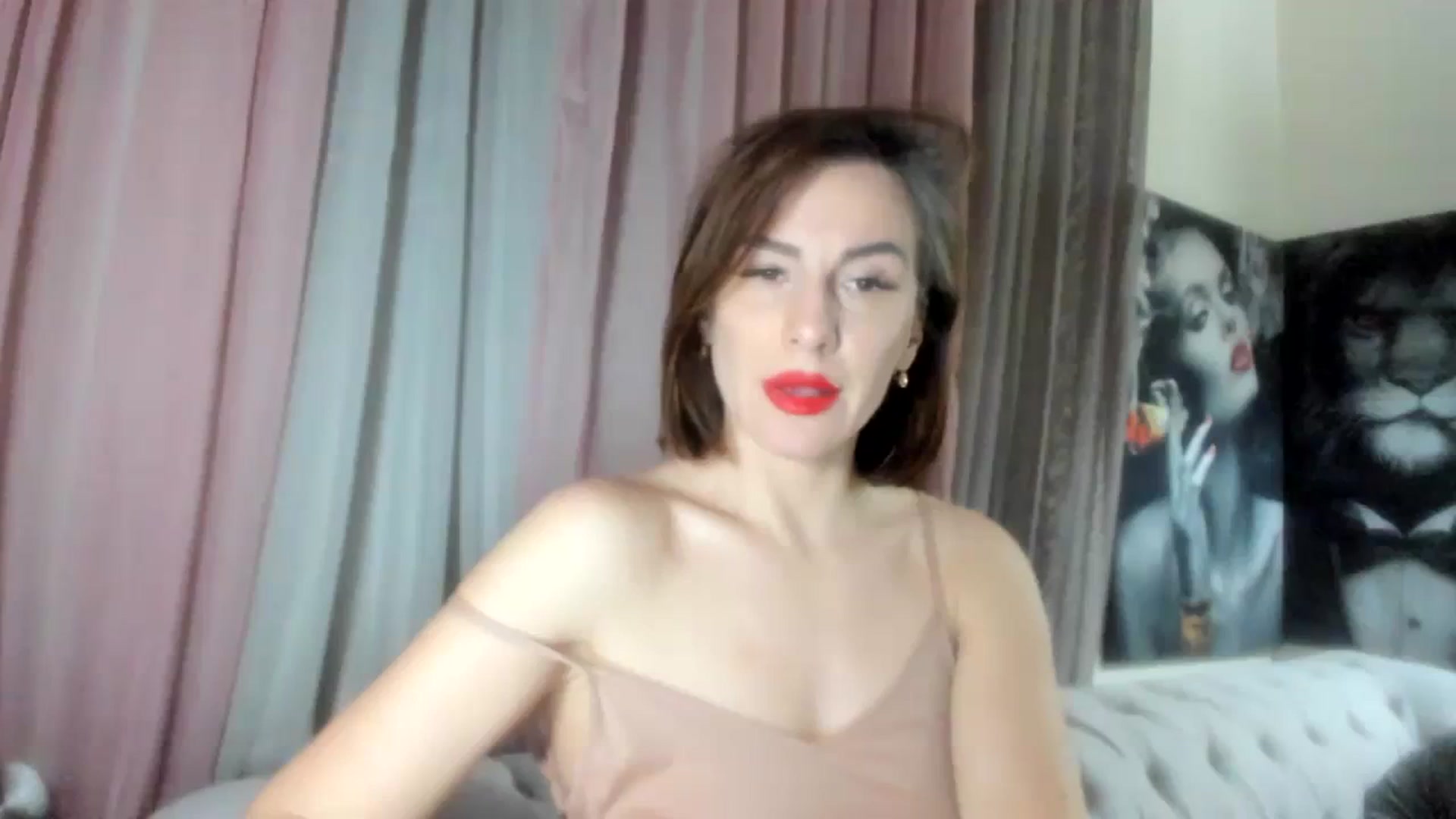 Gallery image thumbnail from Aarte_miss's myfreecams stream on, 02/10/2024, 19:53 image 14 of 20