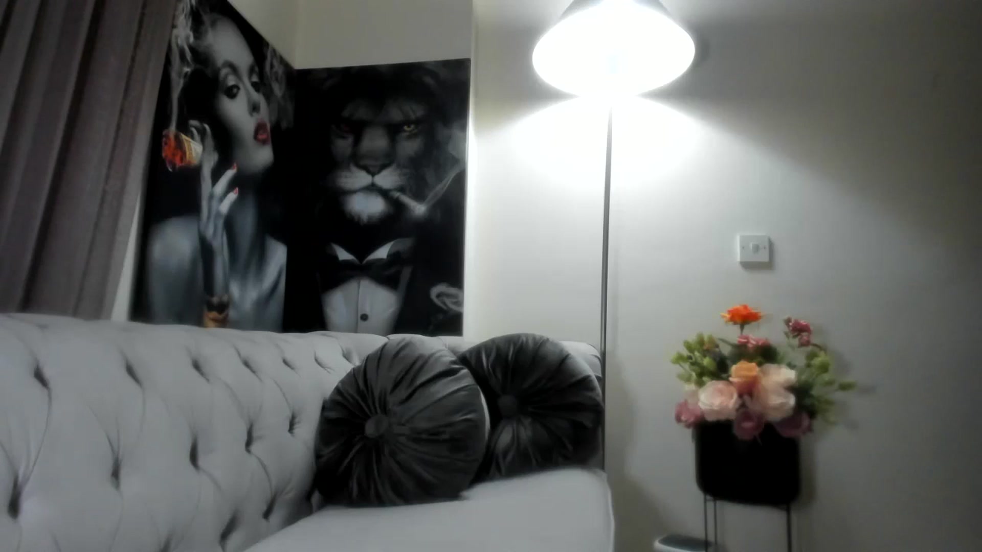 Gallery image thumbnail from Aarte_miss's myfreecams stream on, 02/10/2024, 20:56 image 16 of 20