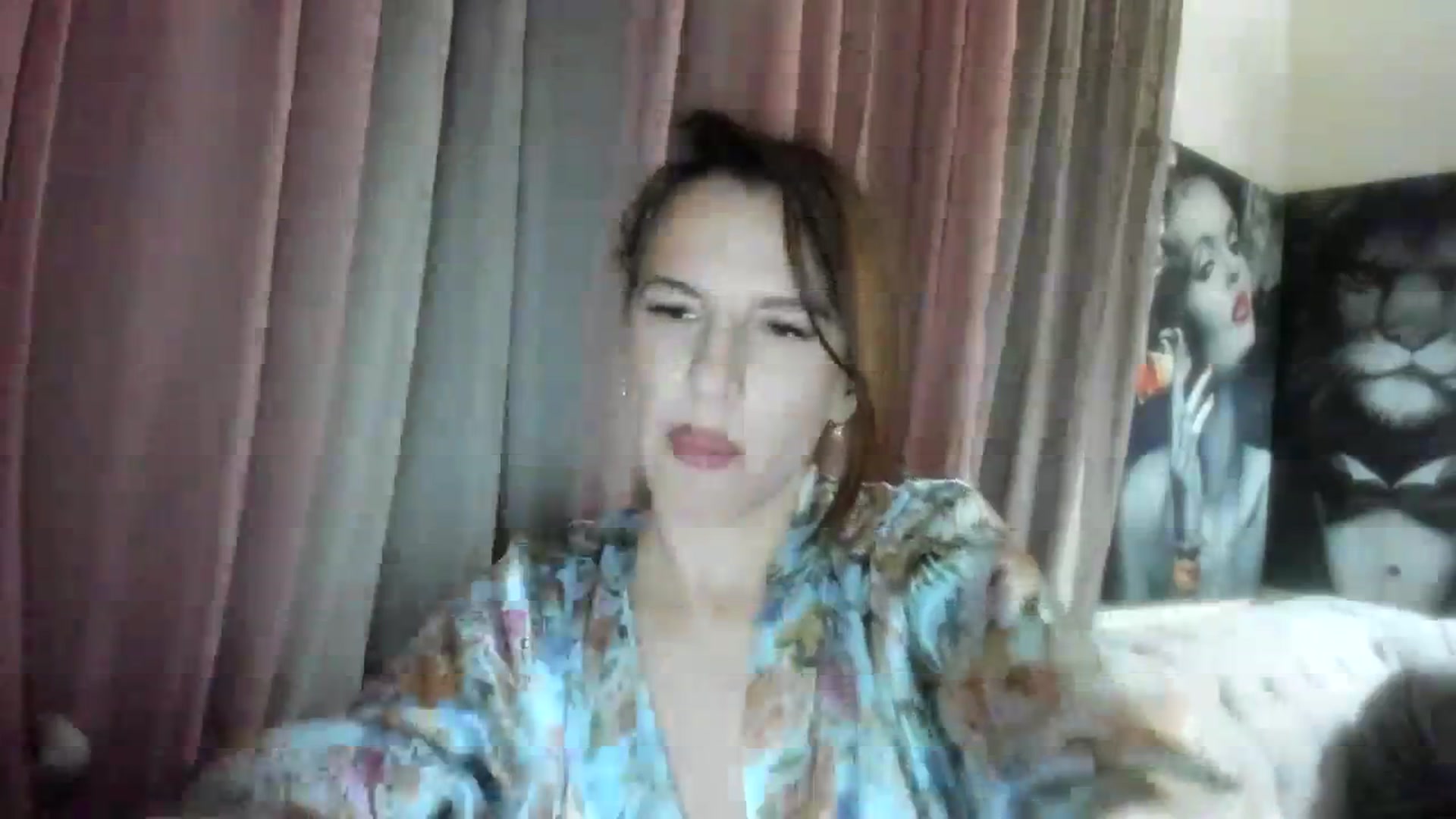 Gallery image thumbnail from Aarte_miss's myfreecams stream on, 02/14/2024, 22:12 image 17 of 20