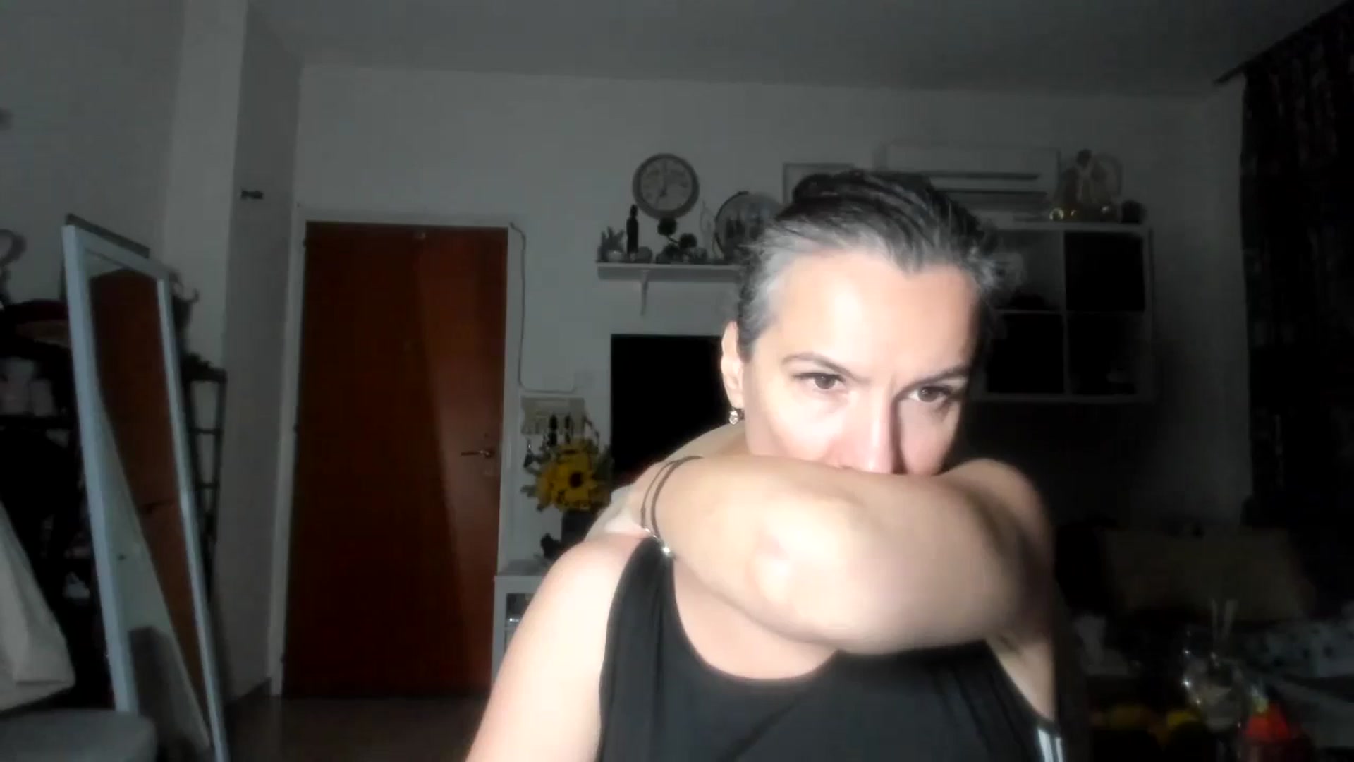 Gallery image thumbnail from Aarte_miss's myfreecams stream on, 02/22/2024, 17:14 image 4 of 20