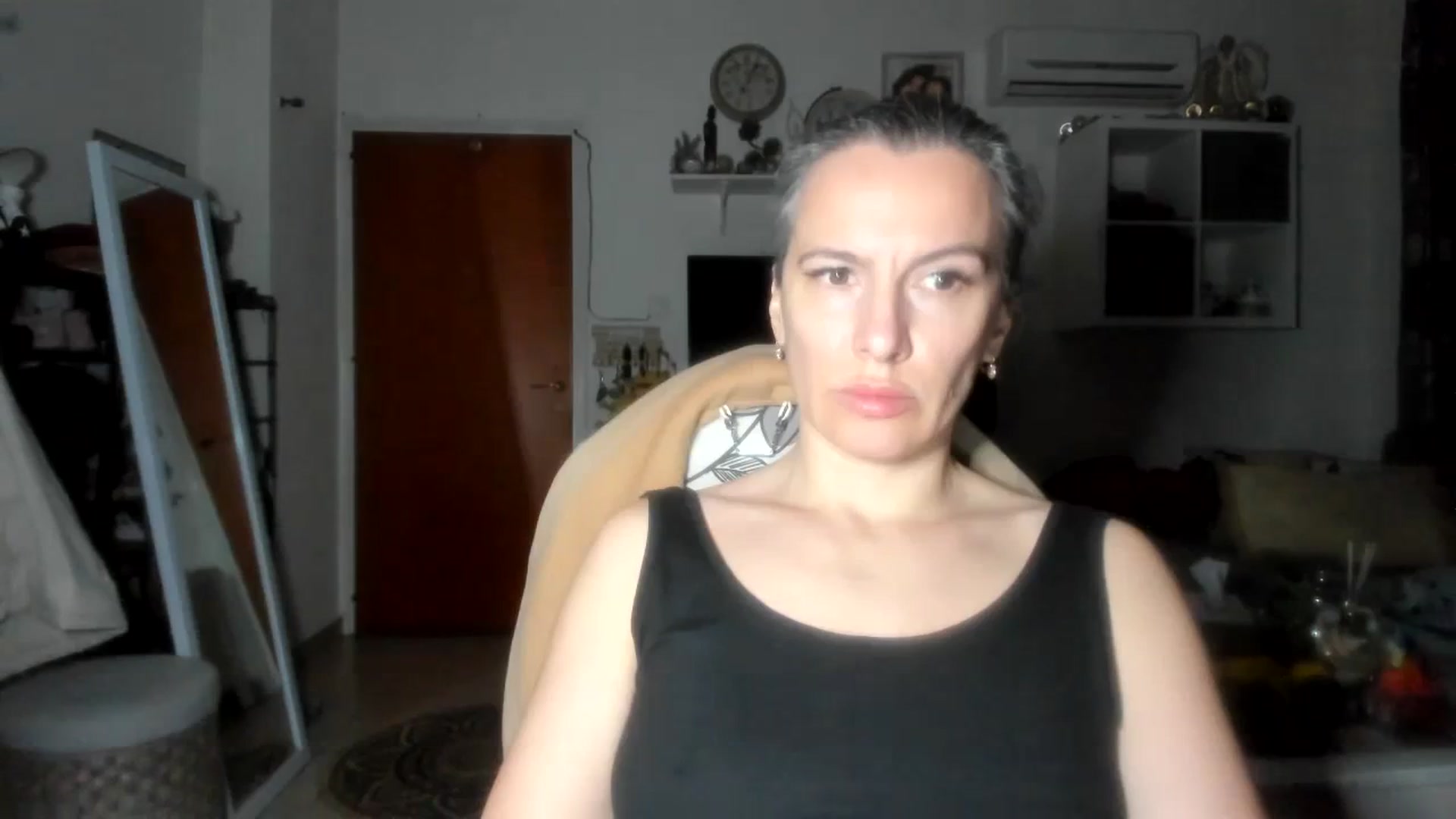 Gallery image thumbnail from Aarte_miss's myfreecams stream on, 02/22/2024, 17:14 image 18 of 20