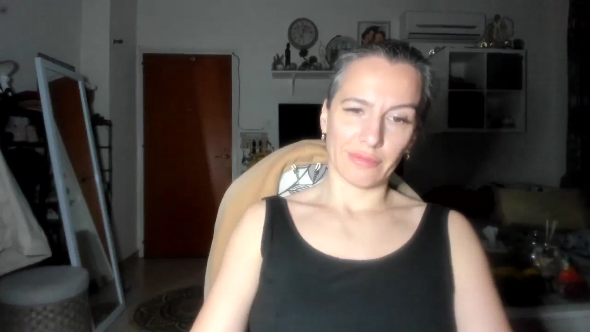 Gallery image thumbnail from Aarte_miss's myfreecams stream on, 02/22/2024, 17:14 image 17 of 20