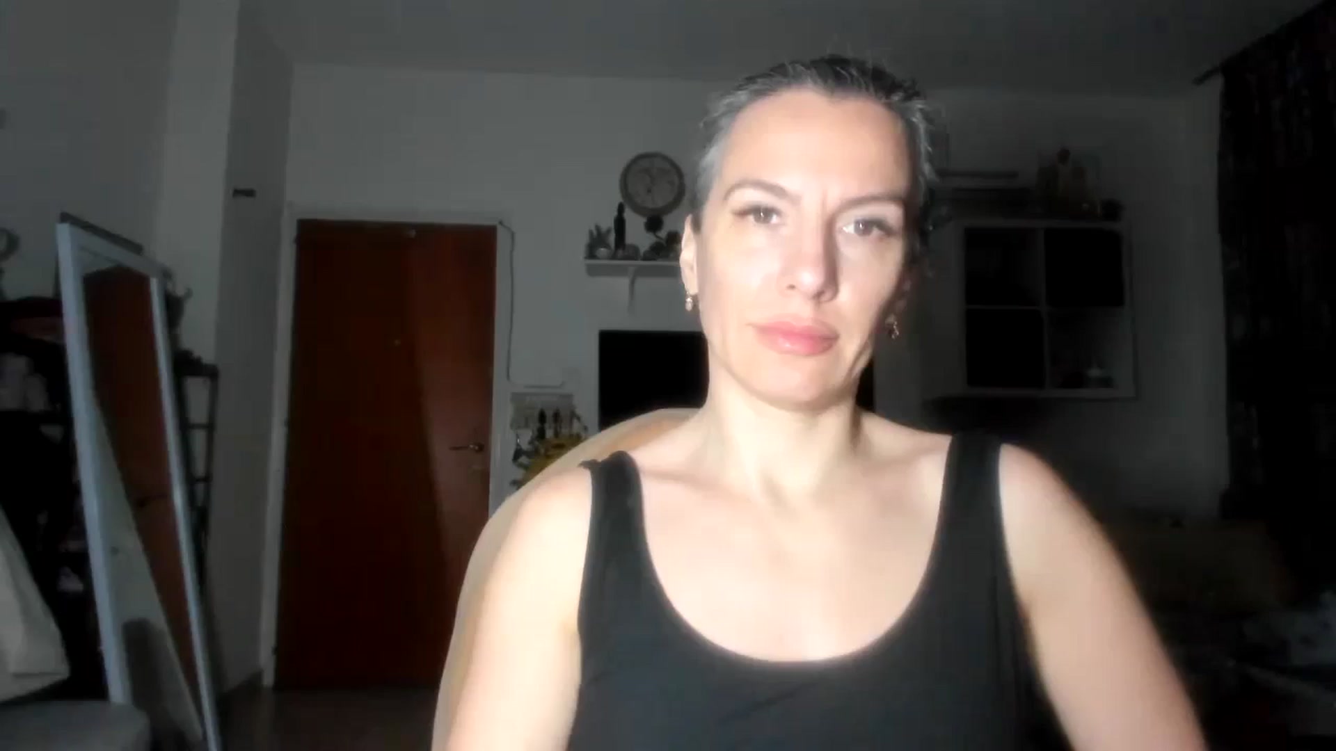 Gallery image thumbnail from Aarte_miss's myfreecams stream on, 02/22/2024, 17:14 image 14 of 20