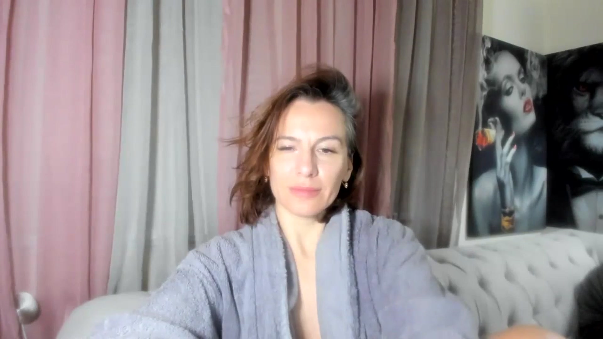 Gallery image thumbnail from Aarte_miss's myfreecams stream on, 02/23/2024, 23:57 image 12 of 20