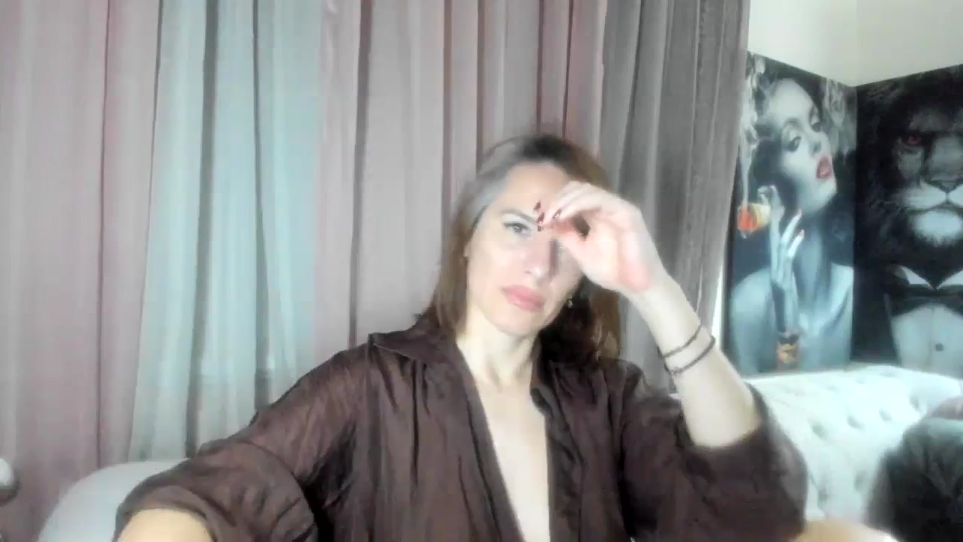 Gallery image thumbnail from Aarte_miss's myfreecams stream on, 02/25/2024, 22:01 image 5 of 20