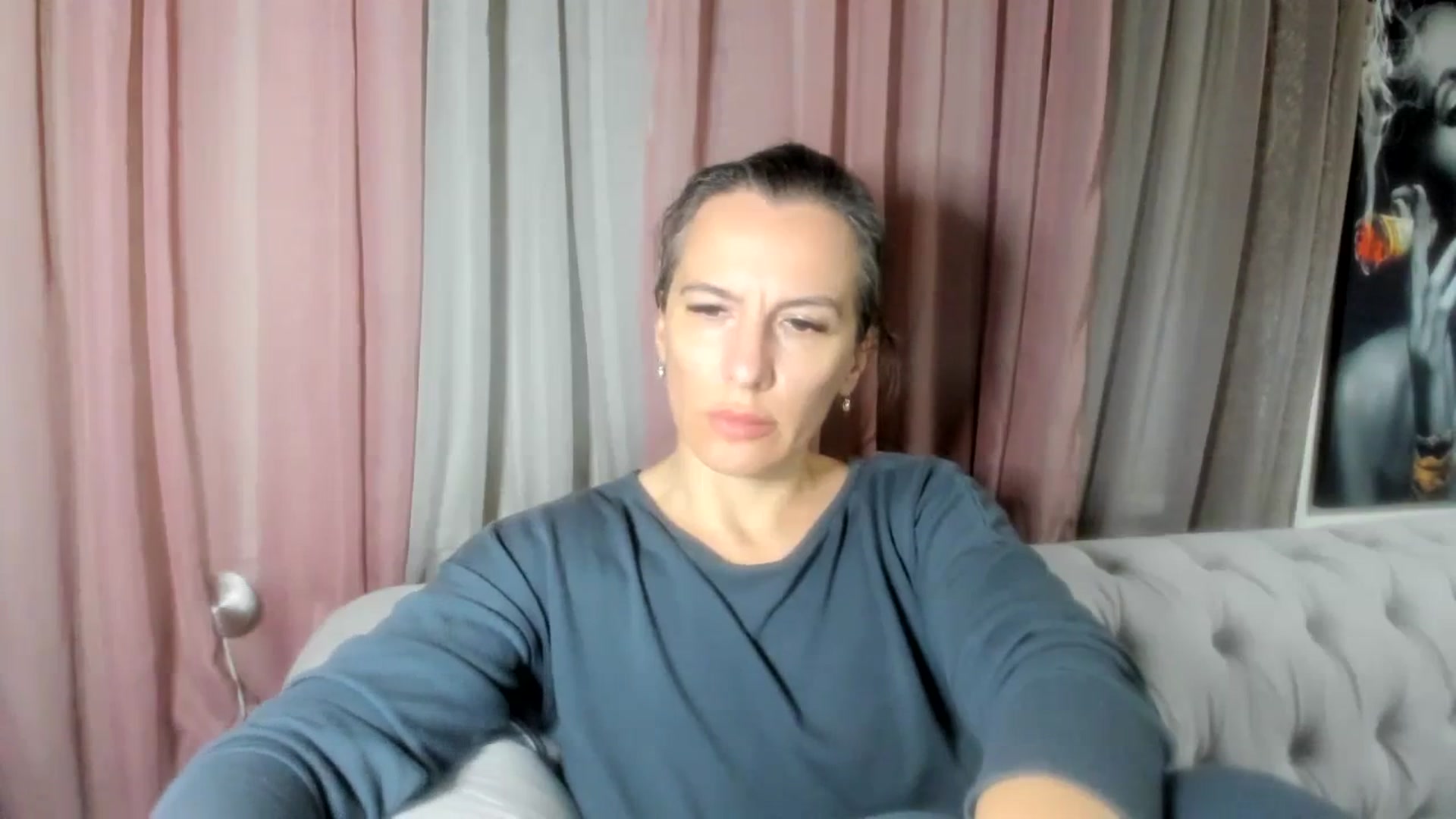 Gallery image thumbnail from Aarte_miss's myfreecams stream on, 03/03/2024, 22:08 image 4 of 20