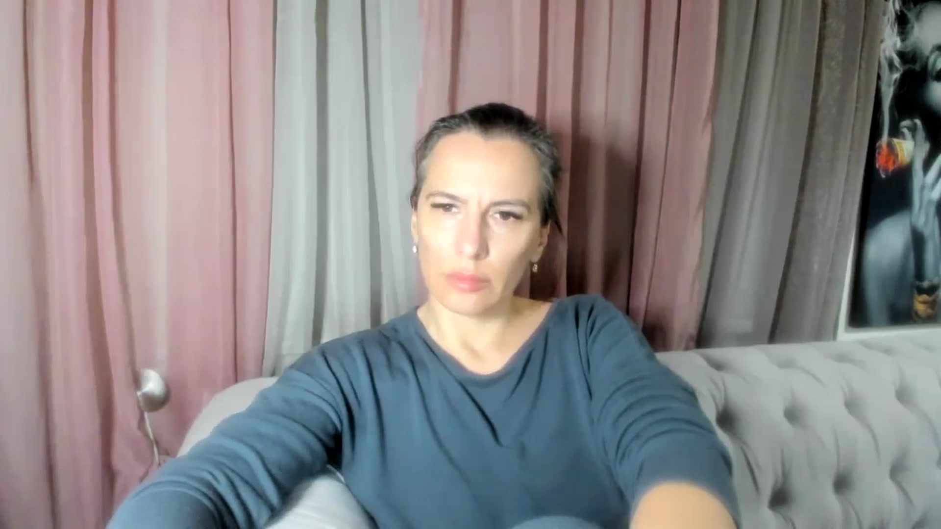 Gallery image thumbnail from Aarte_miss's myfreecams stream on, 03/03/2024, 22:08 image 9 of 20