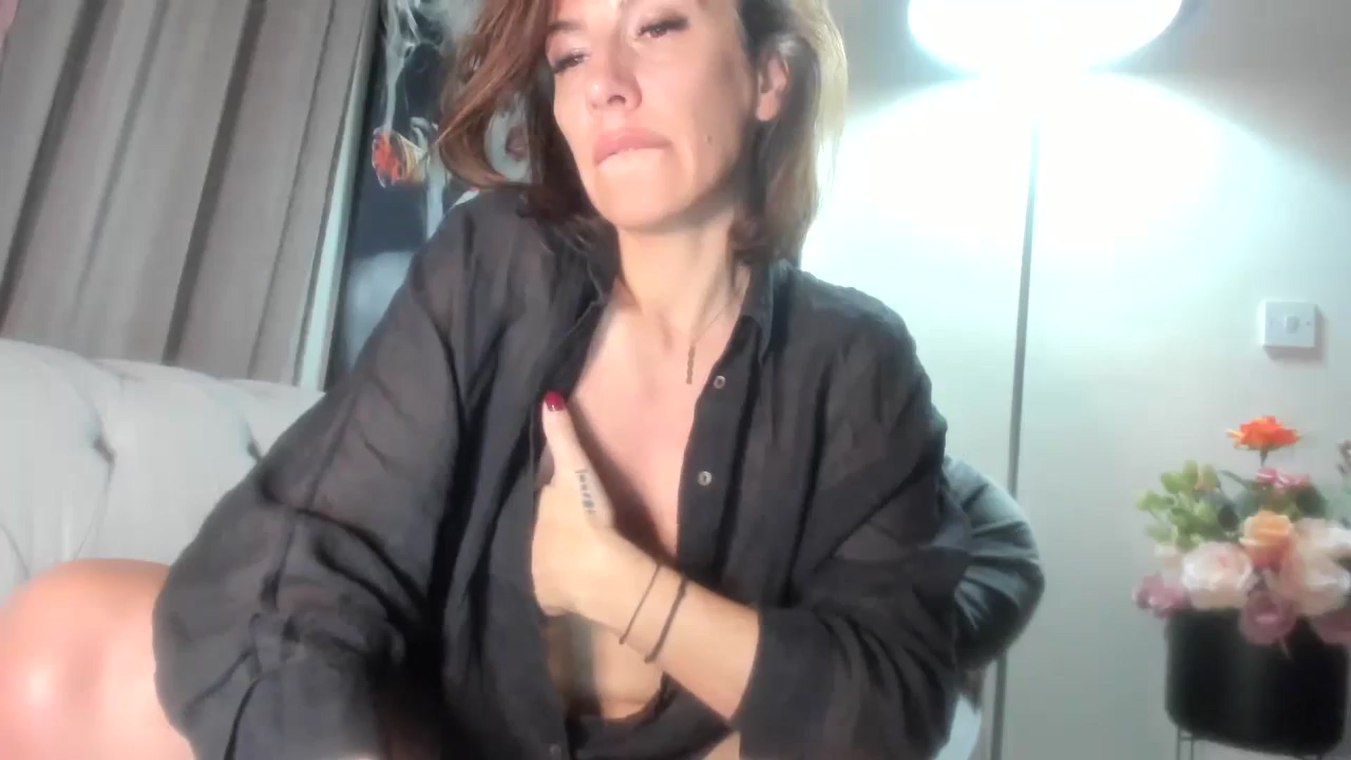 Gallery image thumbnail from Aarte_miss's myfreecams stream on, 03/10/2024, 02:27 image 9 of 20