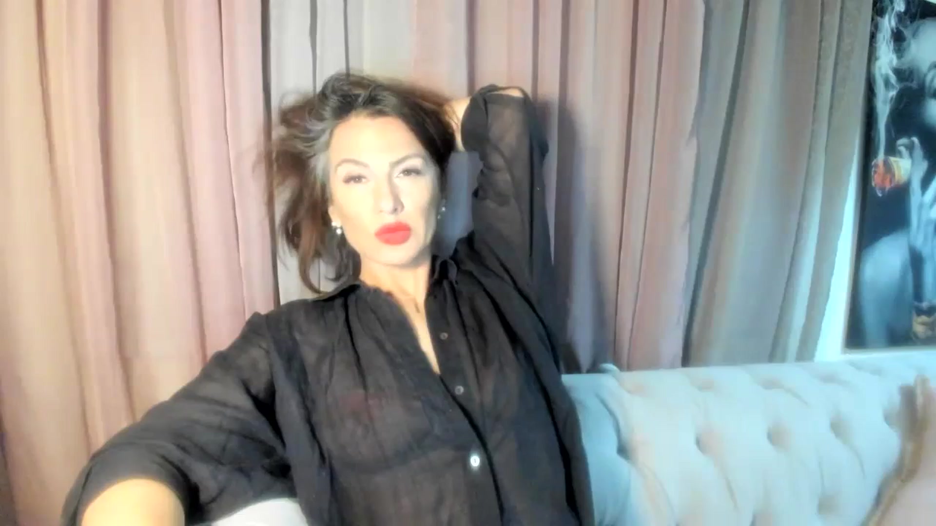 Gallery image thumbnail from Aarte_miss's myfreecams stream on, 03/14/2024, 21:56 image 7 of 20