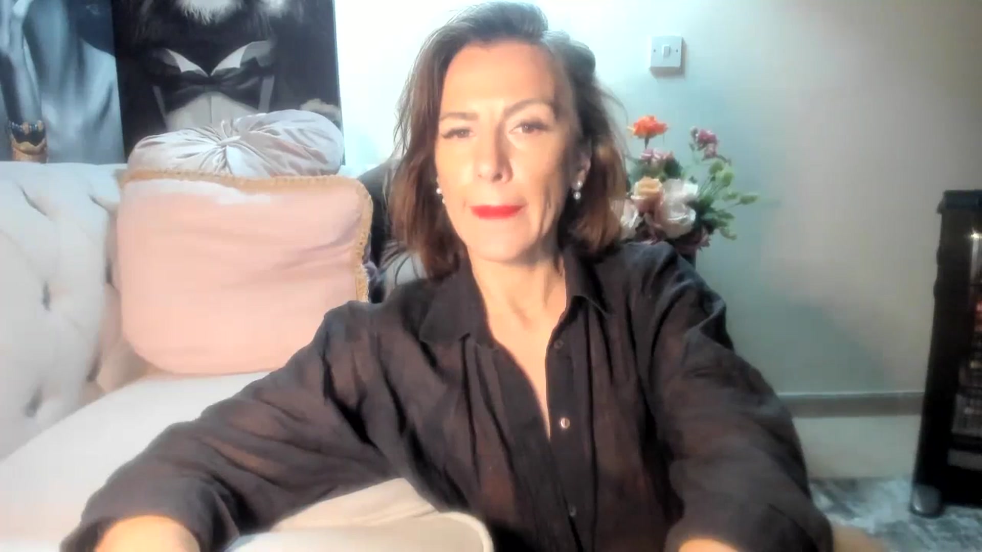 Gallery image thumbnail from Aarte_miss's myfreecams stream on, 03/14/2024, 23:46 image 11 of 20