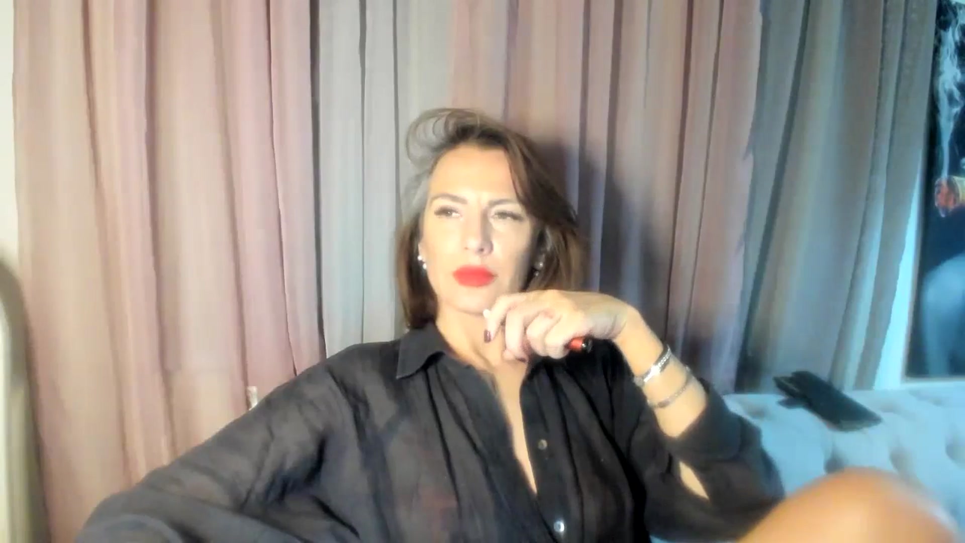 Gallery image thumbnail from Aarte_miss's myfreecams stream on, 03/14/2024, 23:46 image 20 of 20