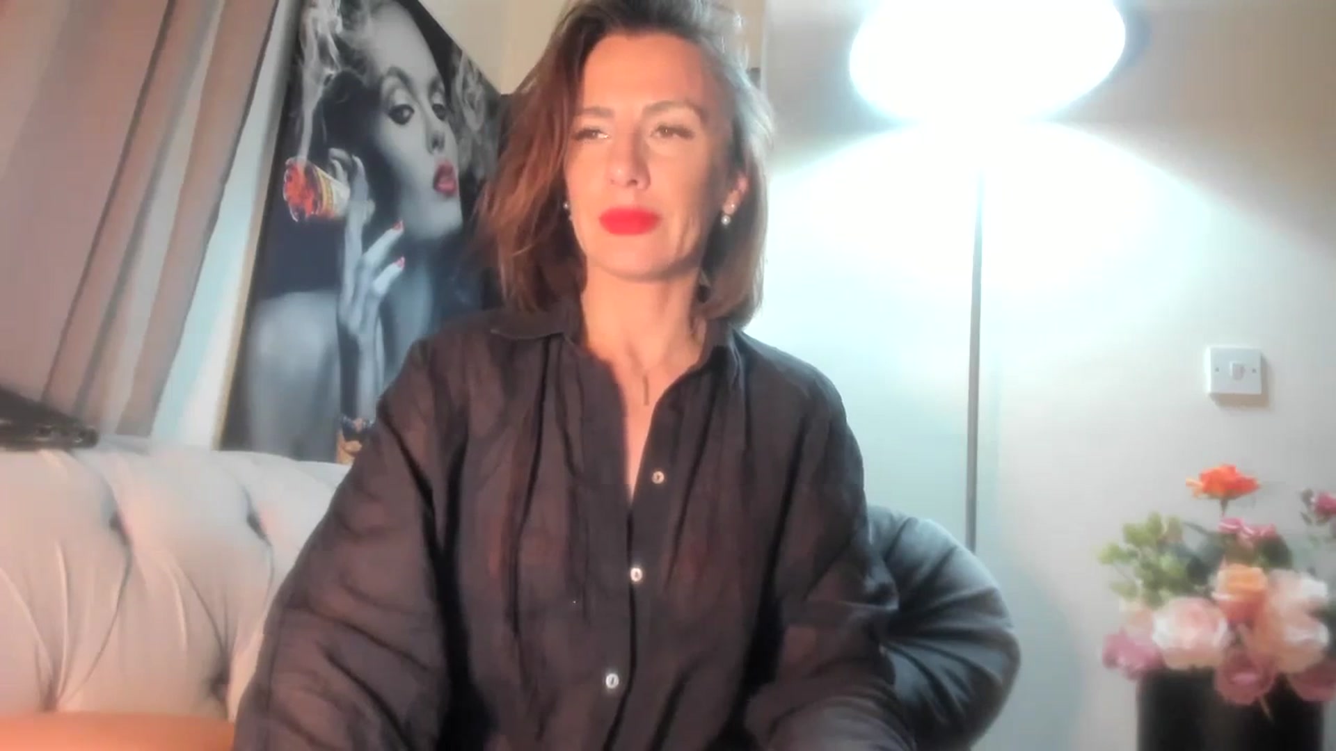 Gallery image thumbnail from Aarte_miss's myfreecams stream on, 03/14/2024, 23:46 image 3 of 20
