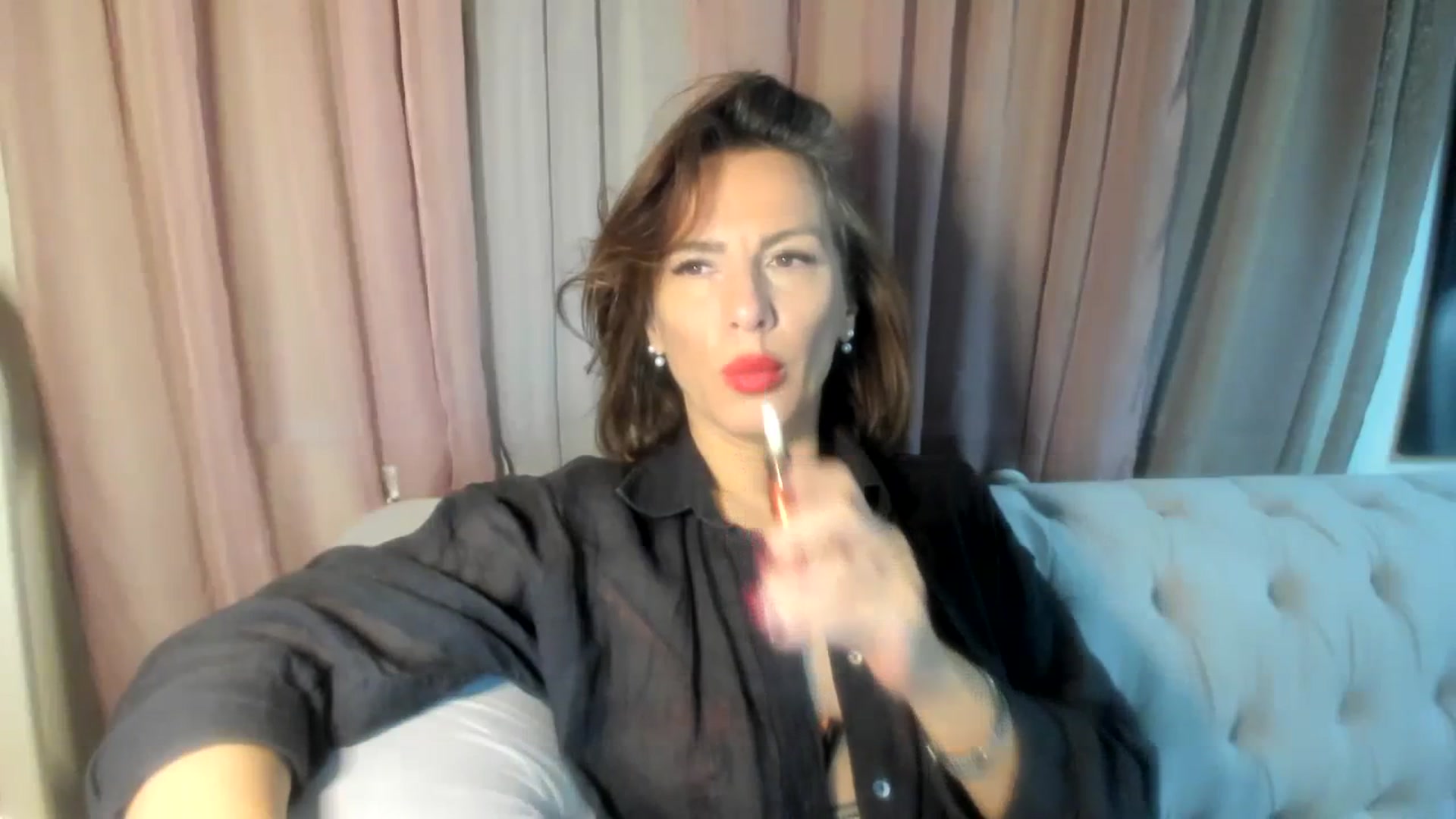 Gallery image thumbnail from Aarte_miss's myfreecams stream on, 03/15/2024, 02:30 image 20 of 20