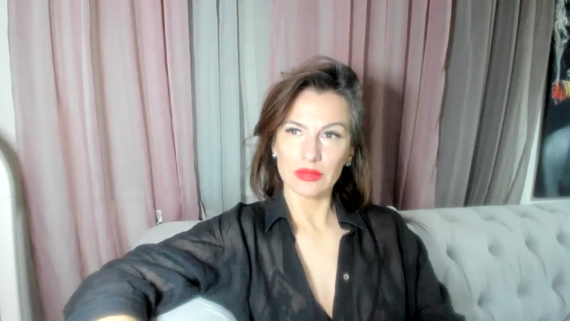 Gallery image thumbnail from Aarte_miss's myfreecams stream on, 03/22/2024, 01:26 image 5 of 20