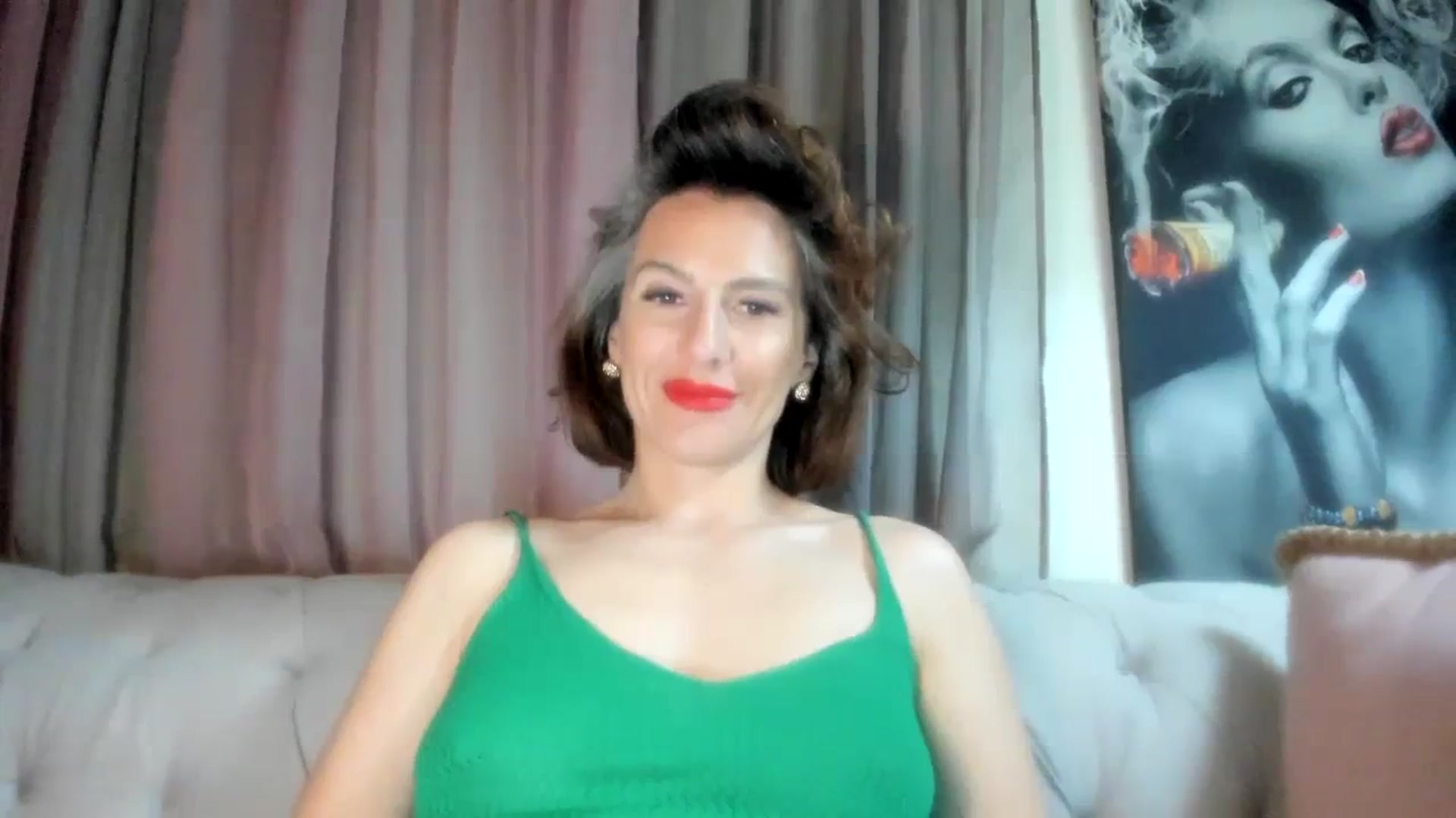 Gallery image thumbnail from Aarte_miss's myfreecams stream on, 04/06/2024, 22:34 image 11 of 20